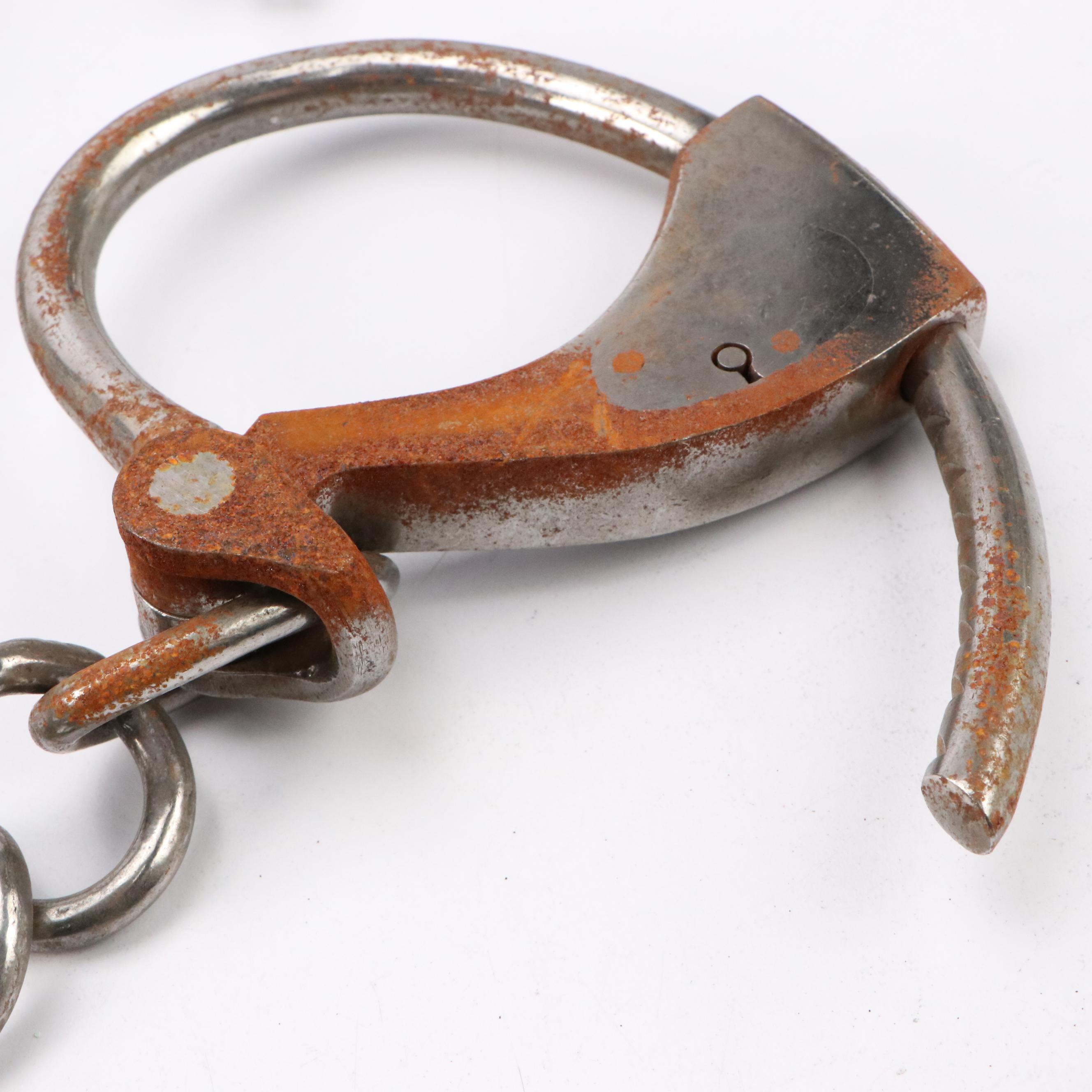 Detective Romo Steel Handcuffs with Leg Irons