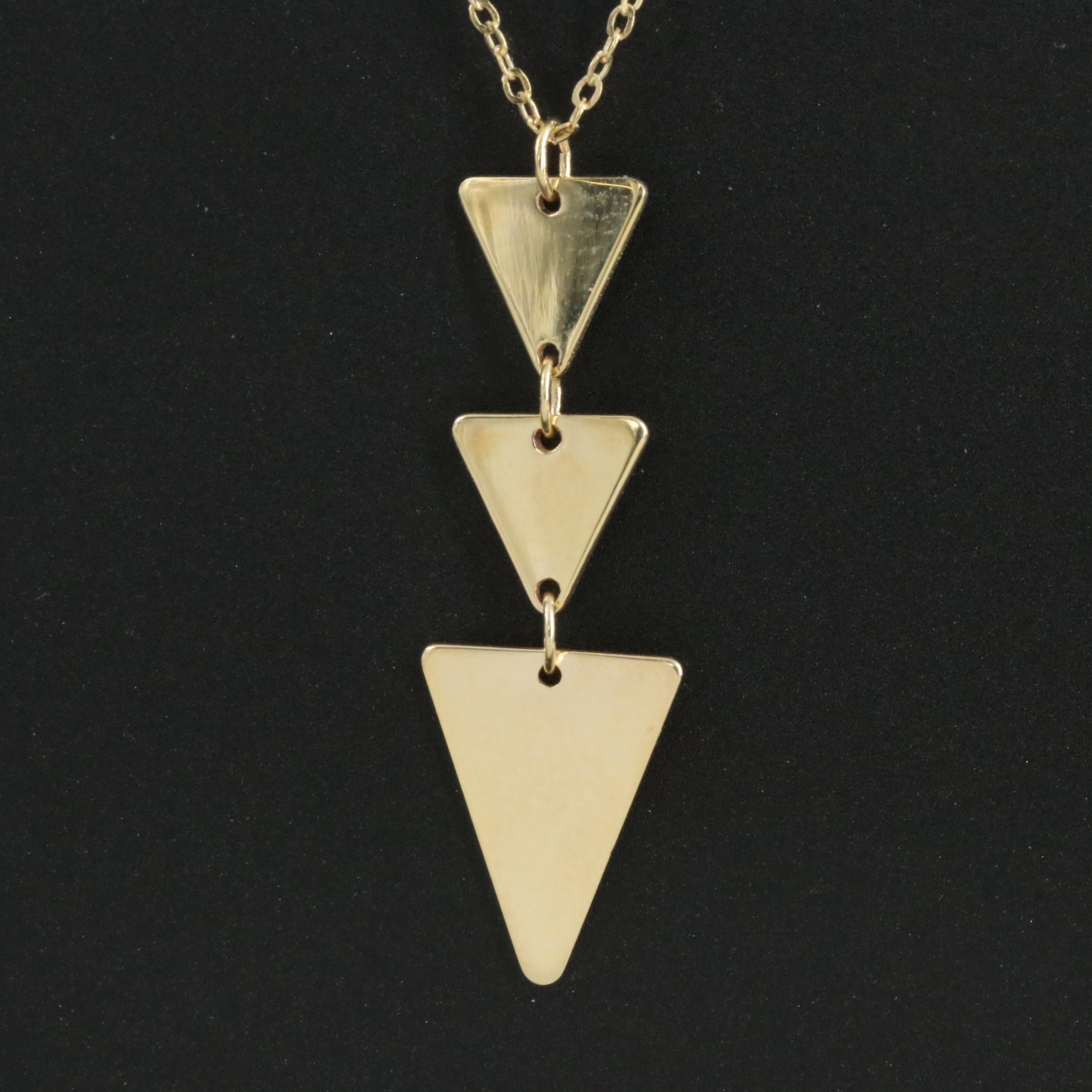 10K Triangular Pendant Necklace