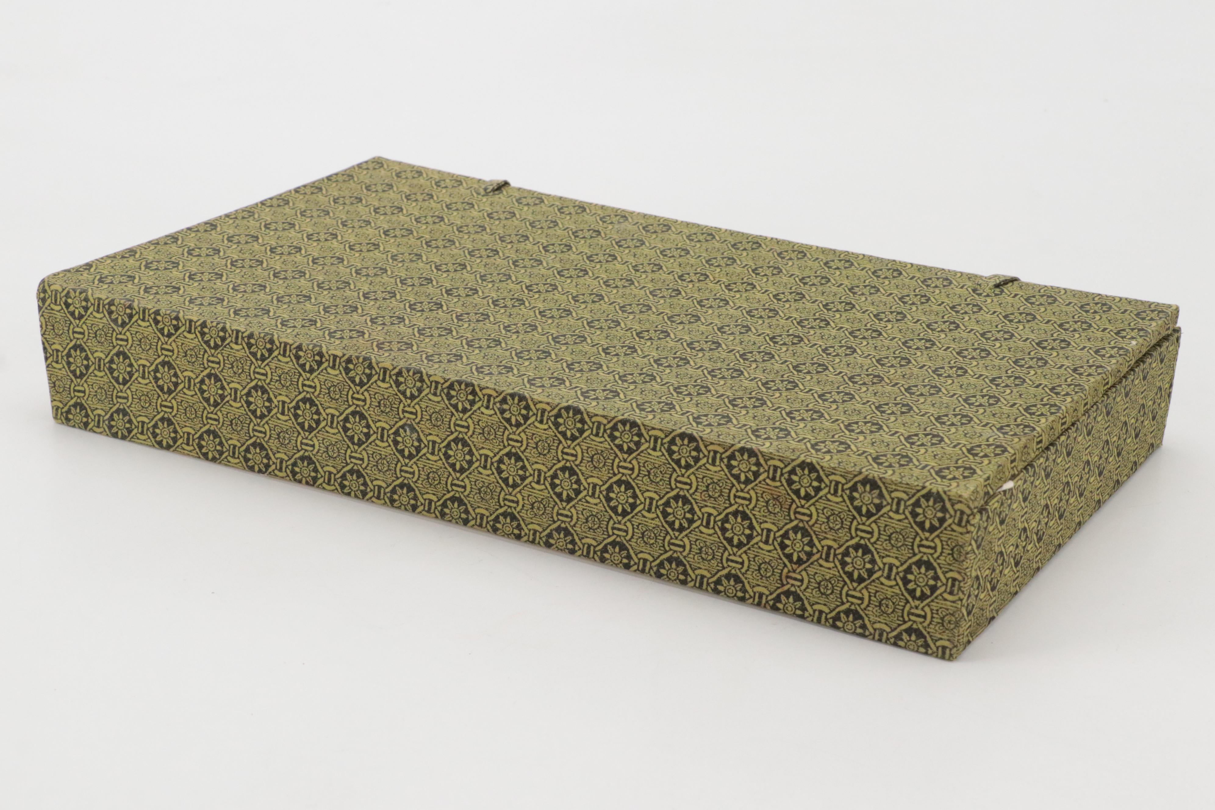 Chinese Bone and Bamboo Mahjong Set with Case