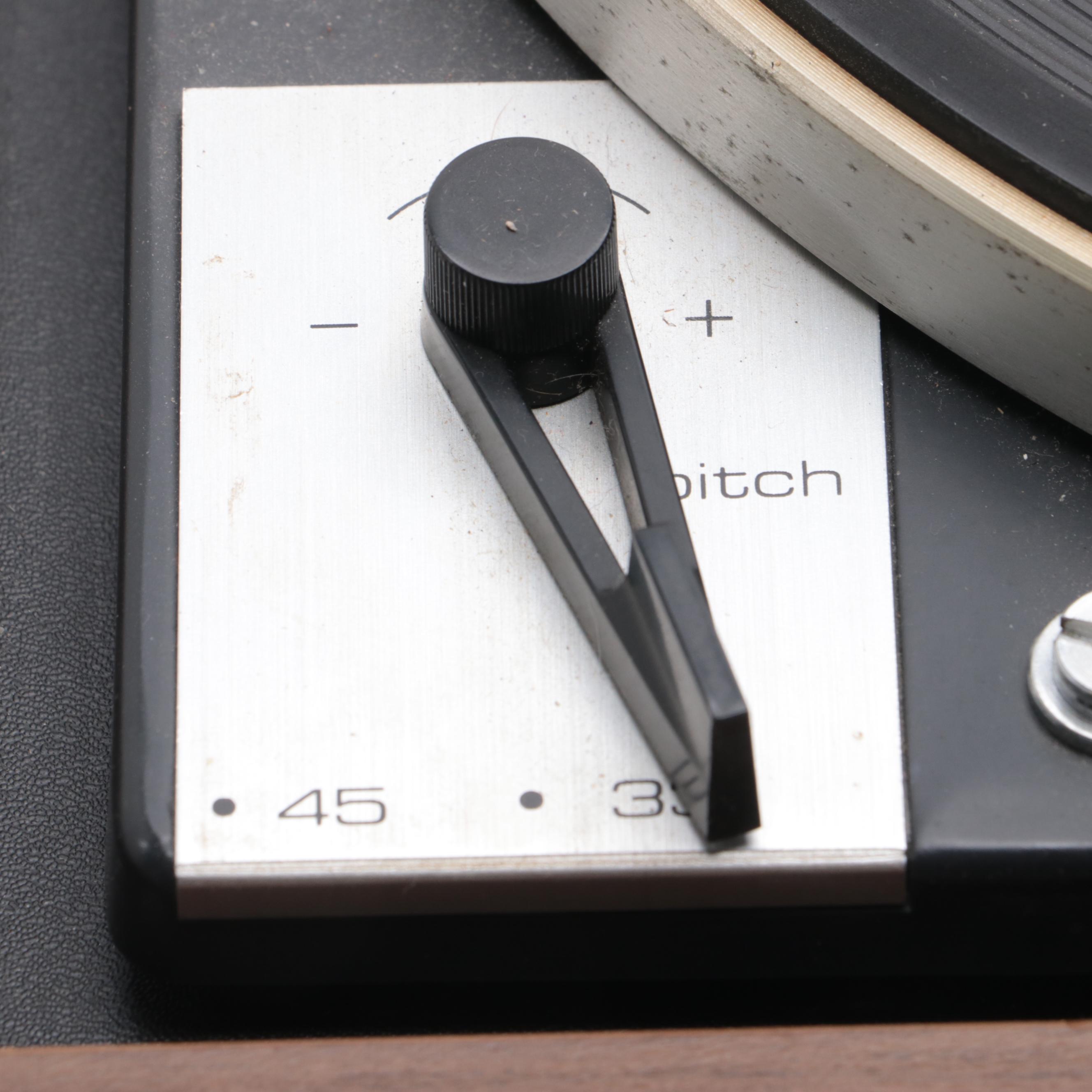 Dual Model 601 Walnut Finish Record Player, 1970s