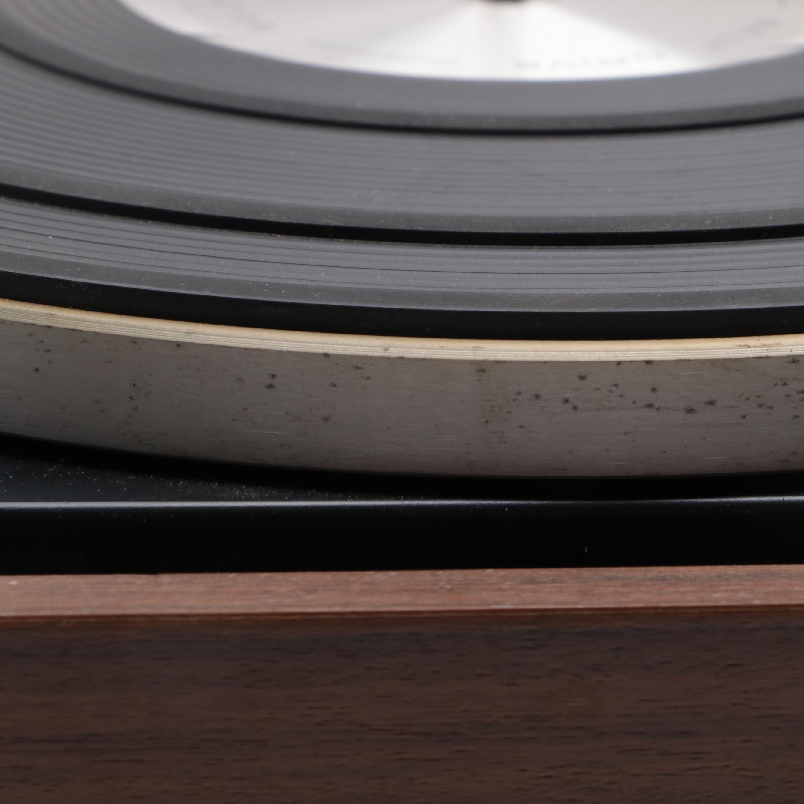 Dual Model 601 Walnut Finish Record Player, 1970s