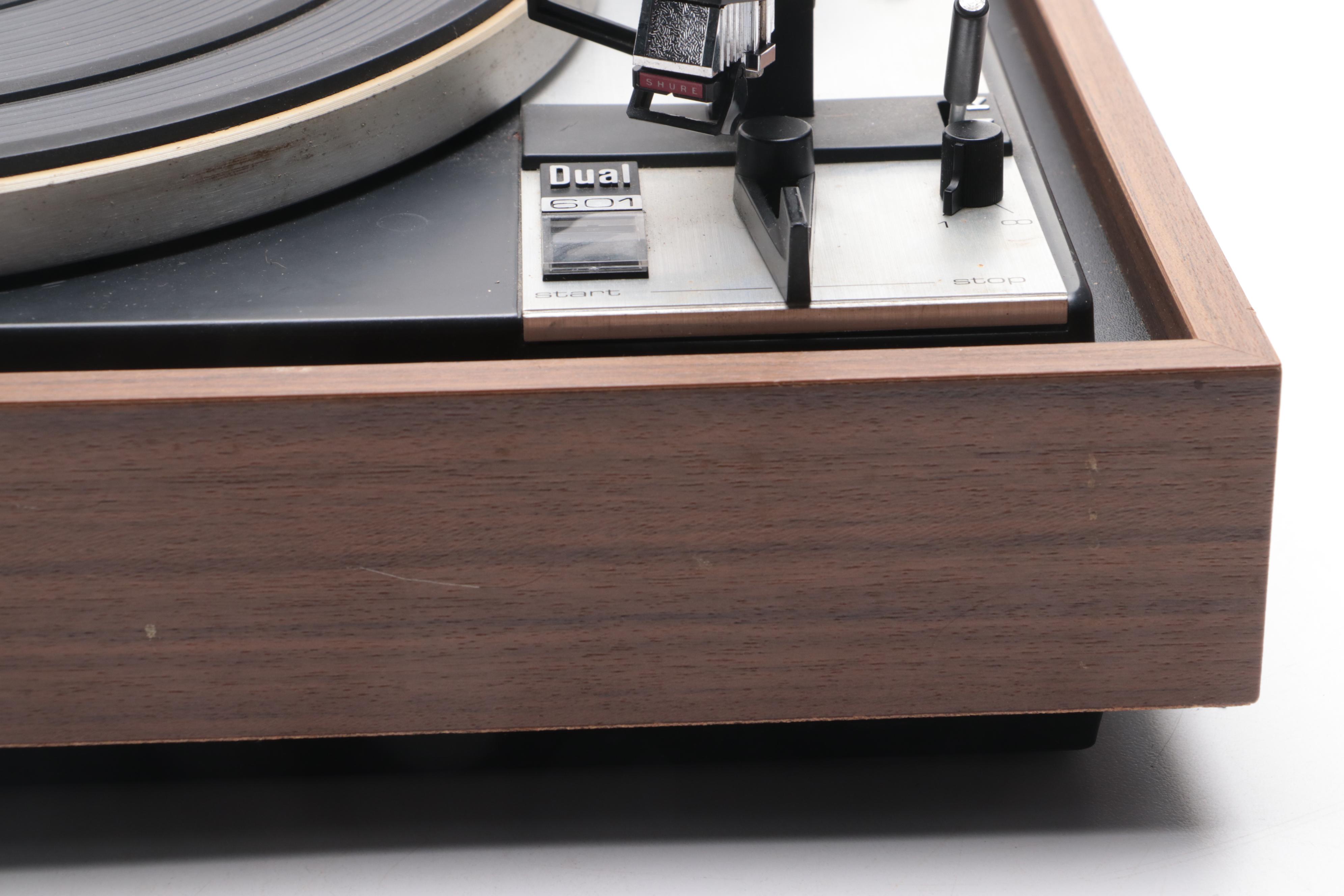 Dual Model 601 Walnut Finish Record Player, 1970s