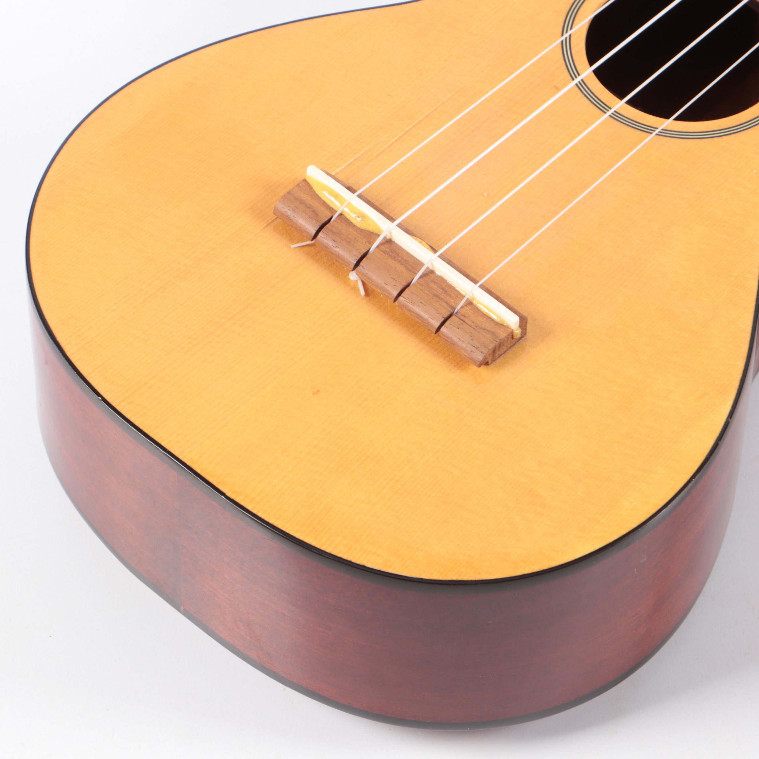 Kamoa Right-Handed Ukulele