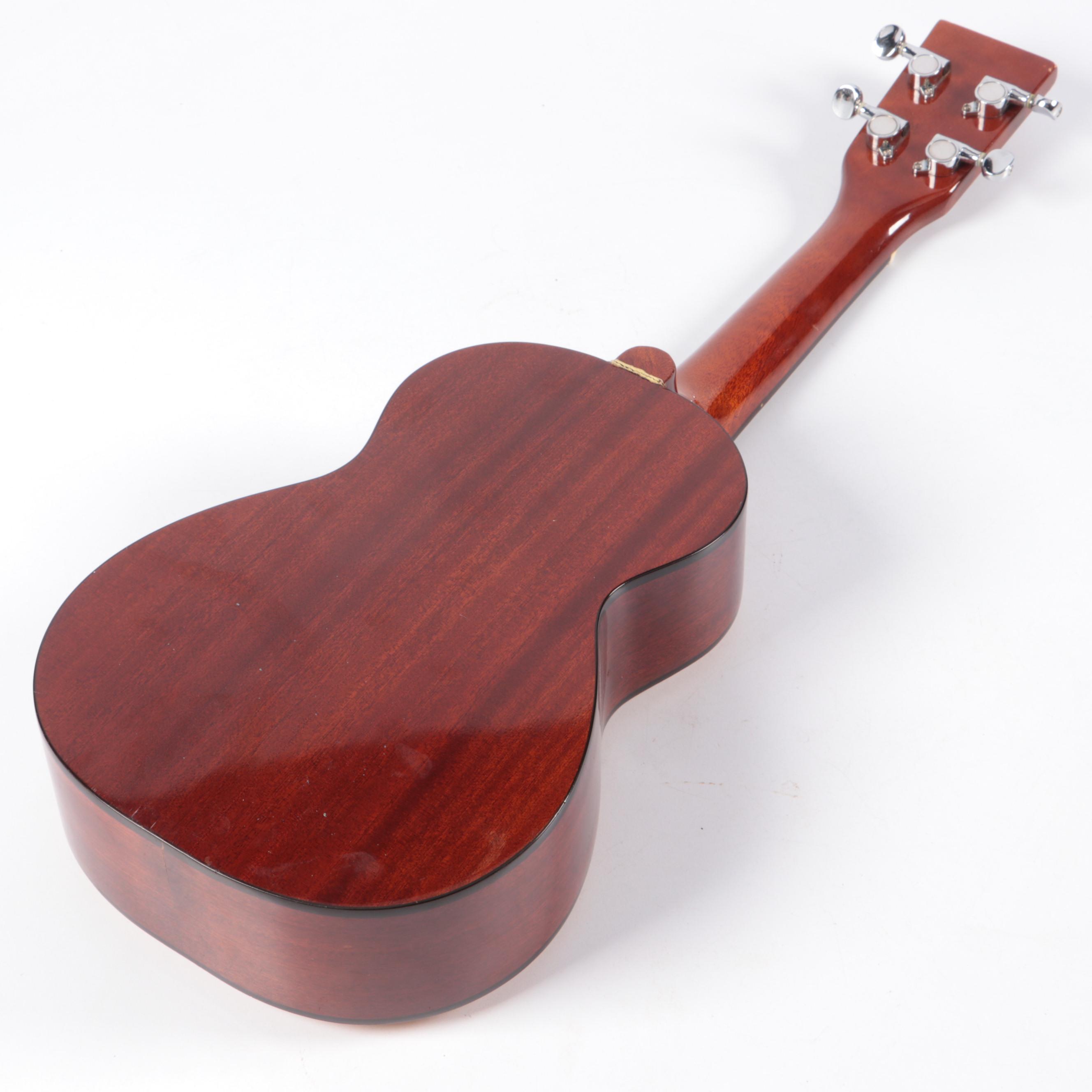 Kamoa Right-Handed Ukulele