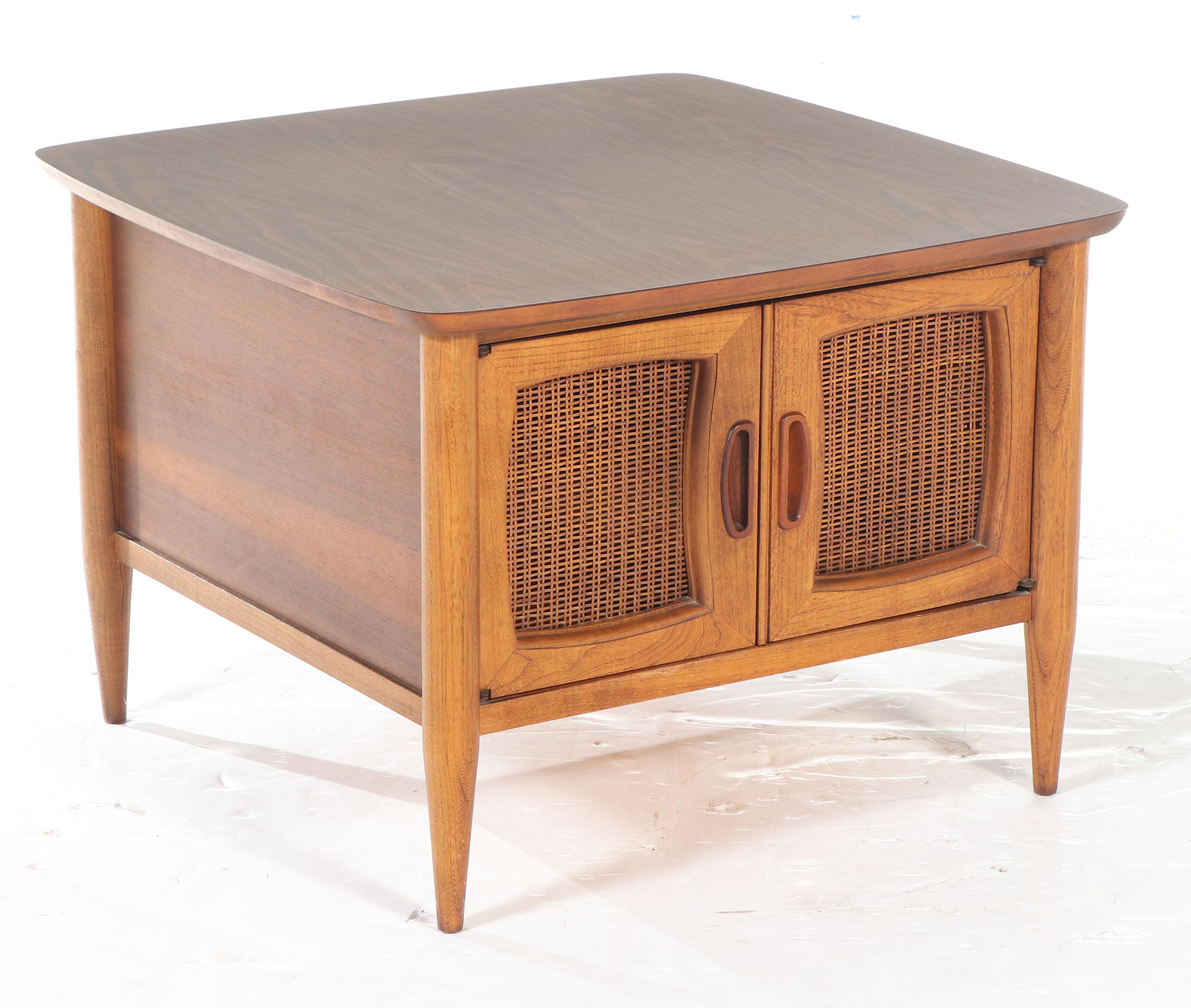 Lane Mid Century Modern Walnut, Laminate and Caned End Table