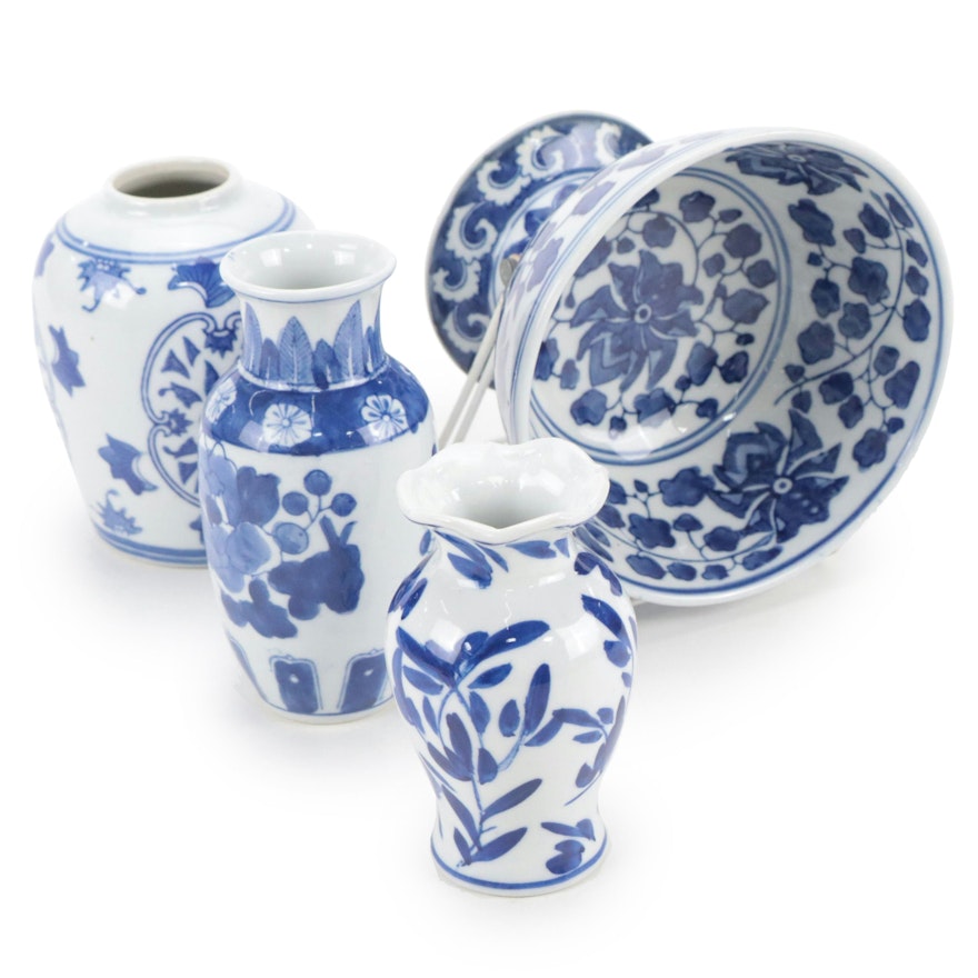 Chinese Blue and White Porcelain Bud Vases and Pedestal Bowl | EBTH