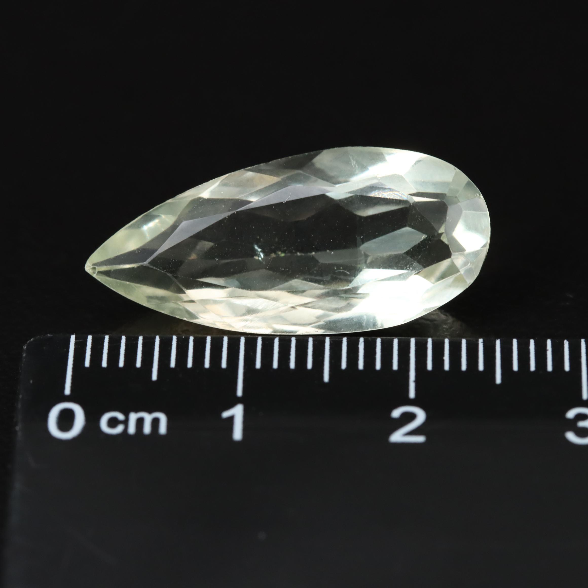 Loose 10.67 CT Prasiolite