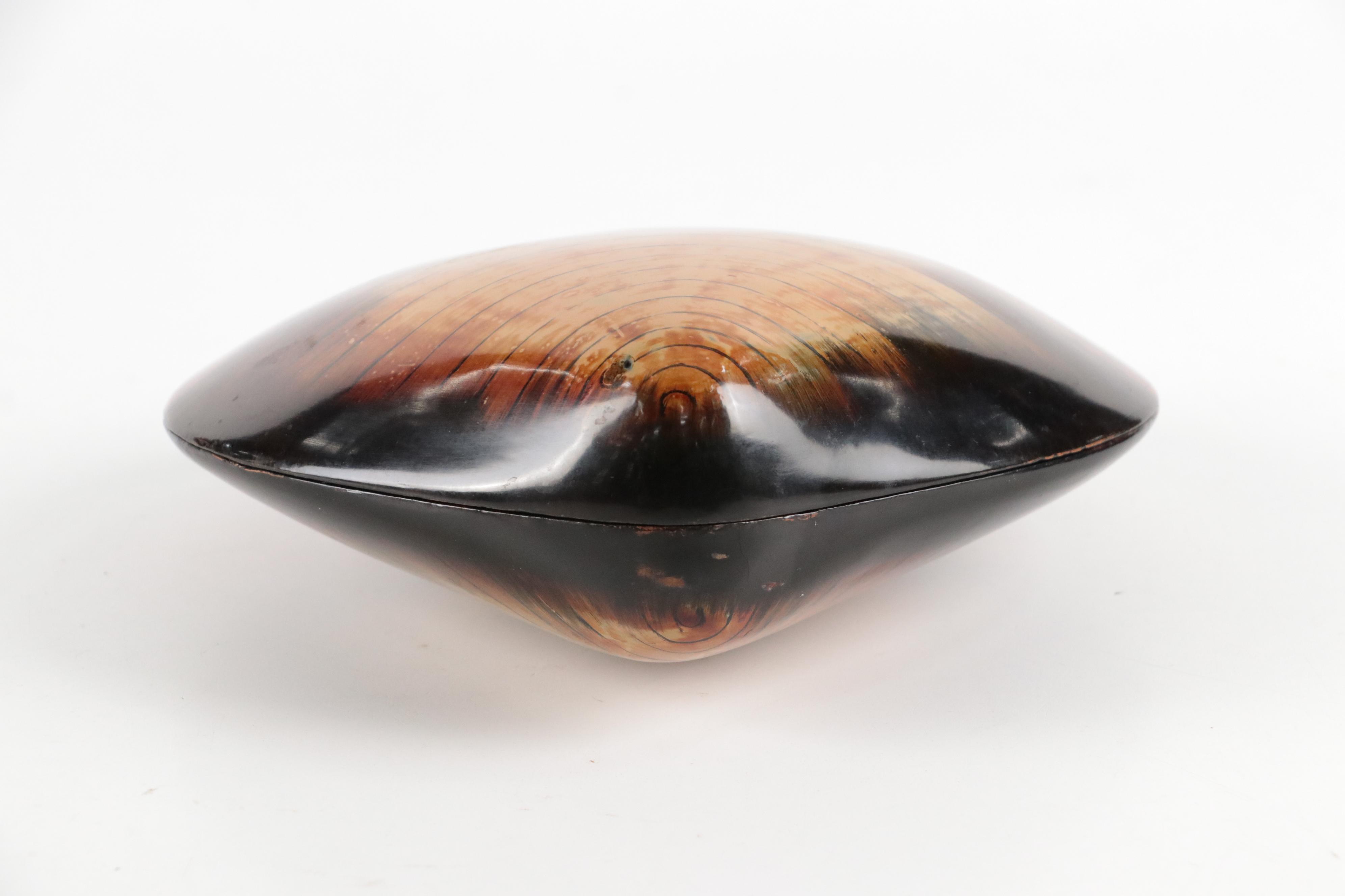 Lacquered Papier-Mâché Shell Shaped Box