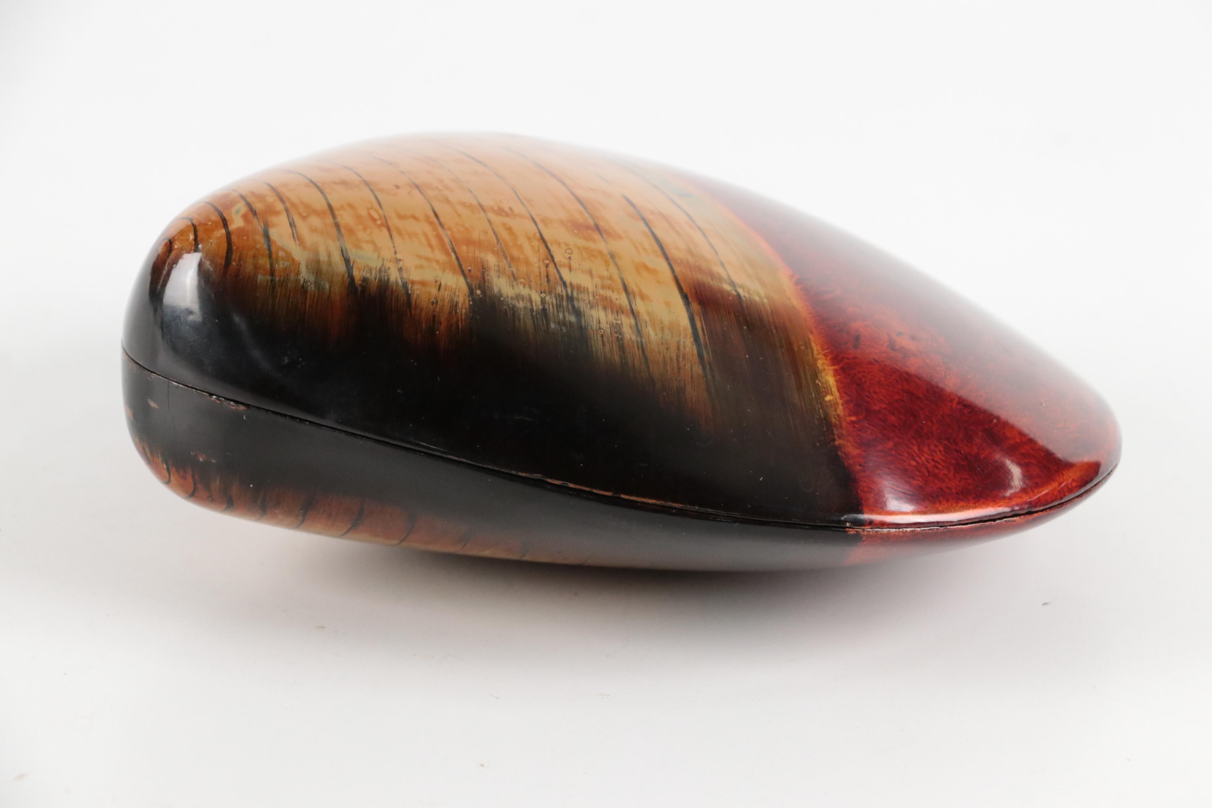 Lacquered Papier-Mâché Shell Shaped Box