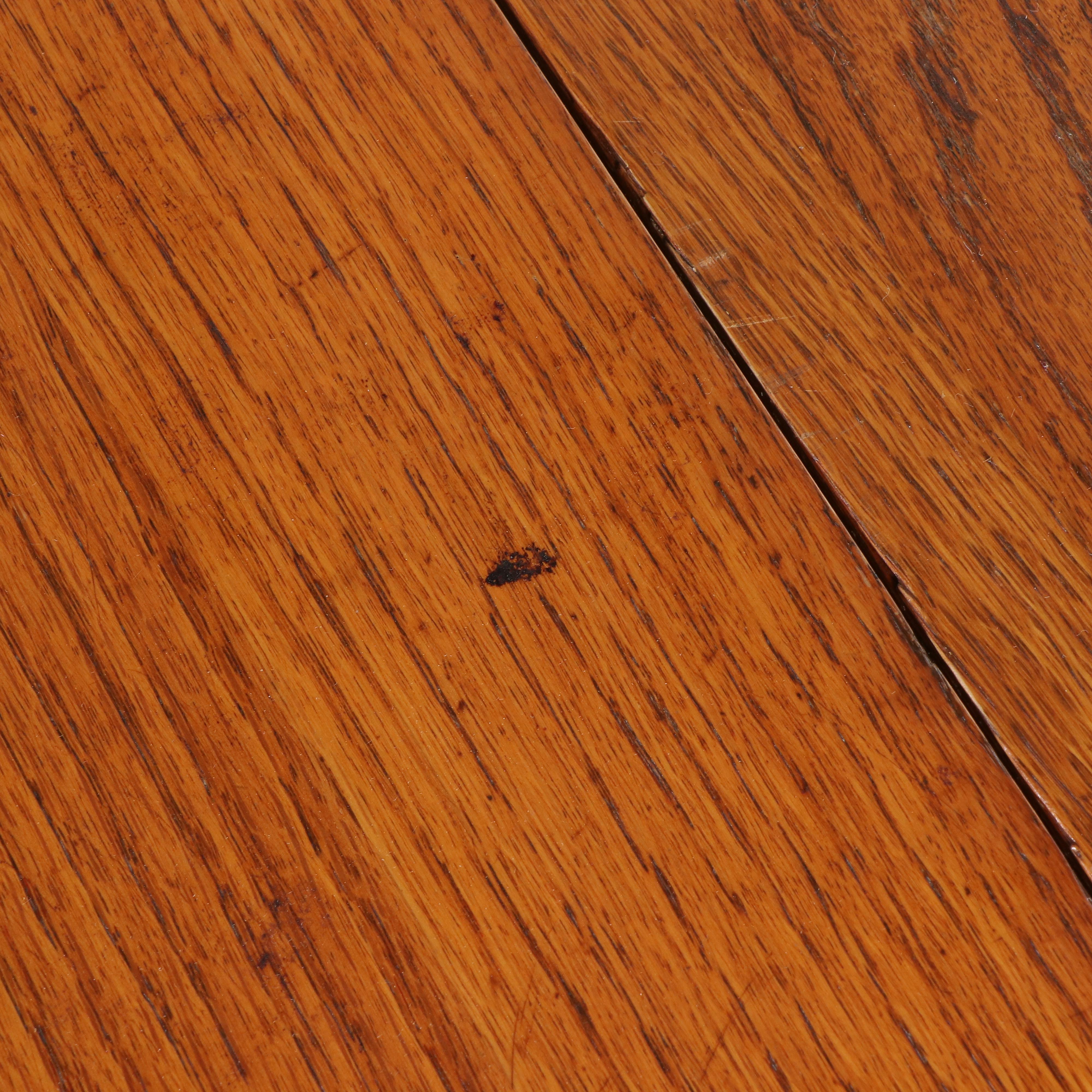 American Colonial Style Oak Drop Leaf Table, 1930s