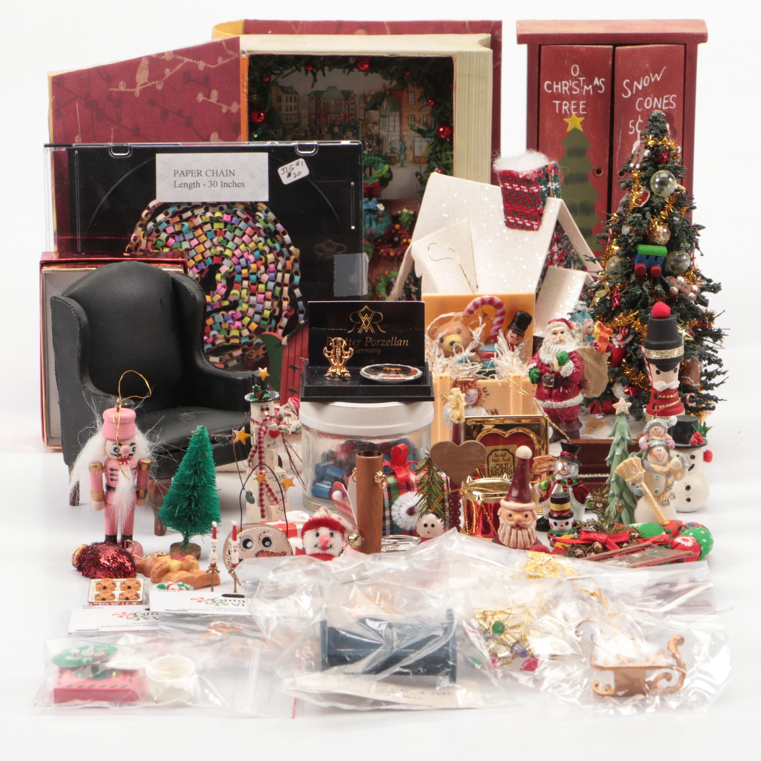 Hobbyist-Made Christmas Caroler Diorama with Other Christmas-Themed Miniatures