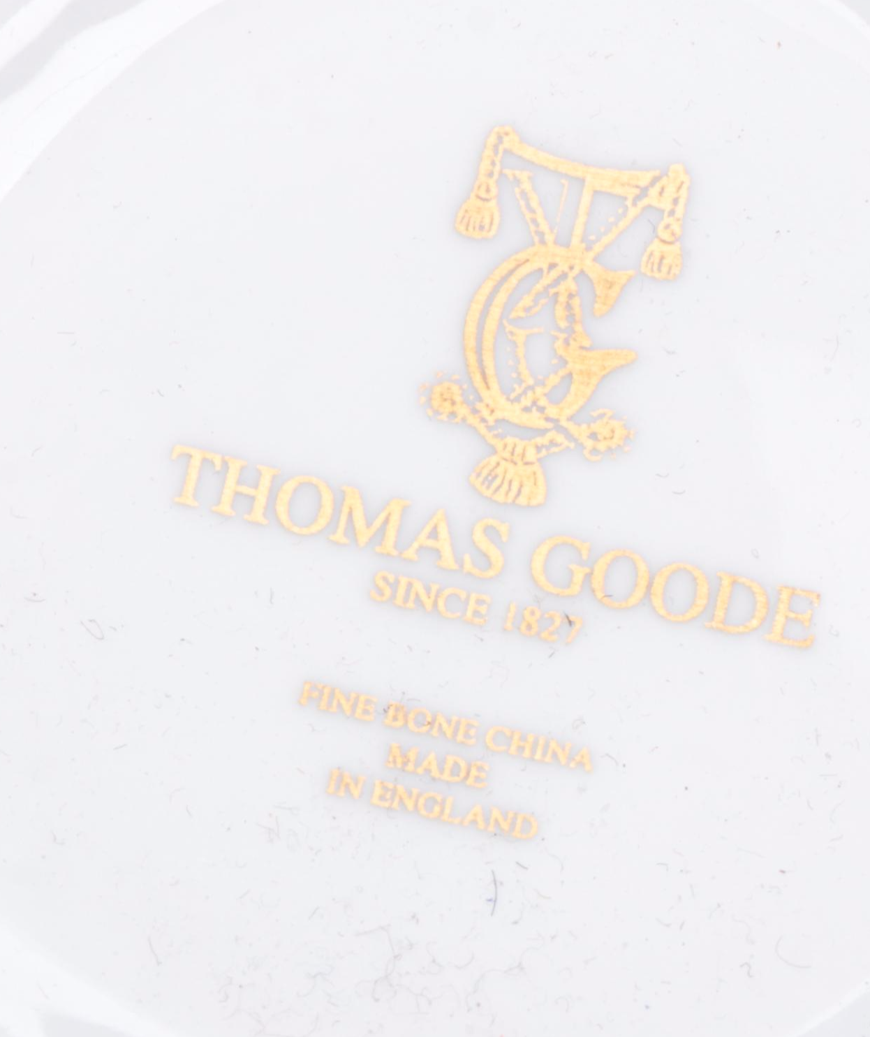 Thomas Goode English Bone China Chinoiserie Pattern Dinnerware