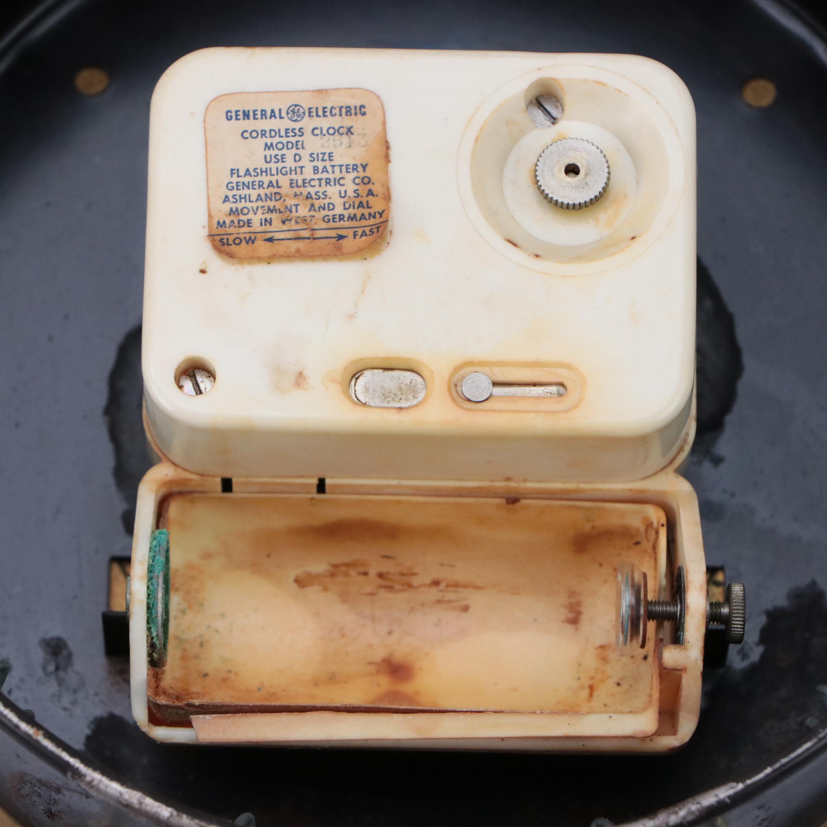 MCM General Electric Atomic Wall Clock