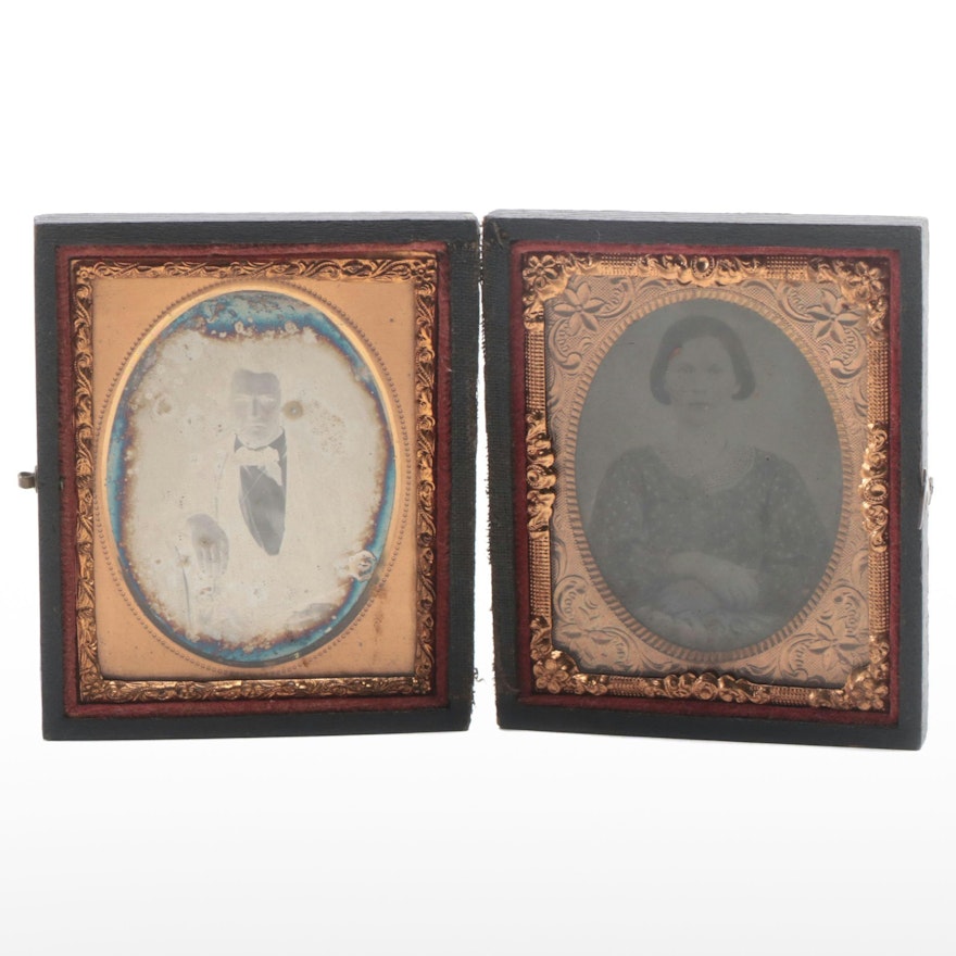 Antique Daguerreotype Portrait Folding Travel Frame Case