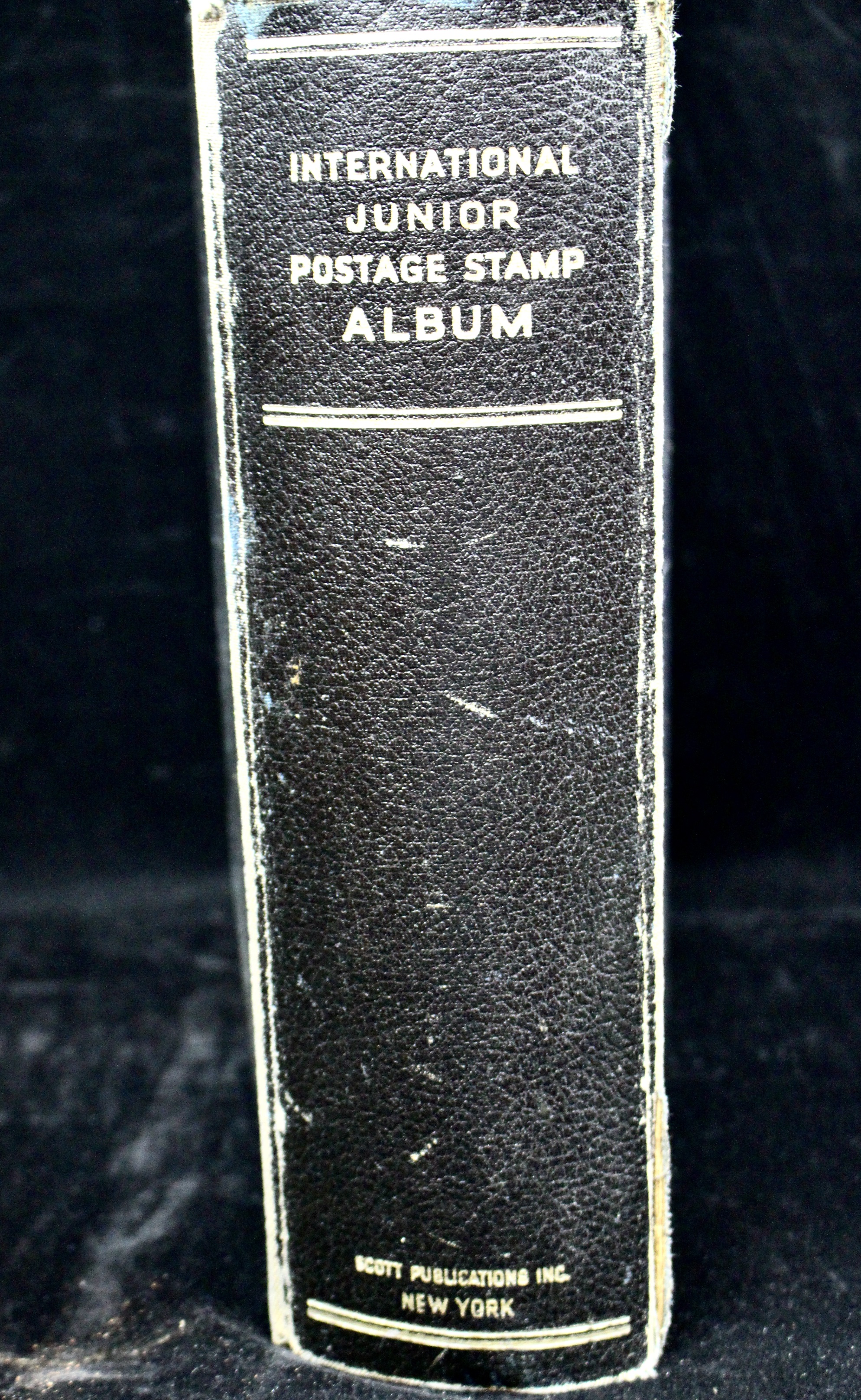 Scott's International Postage Stamp Album