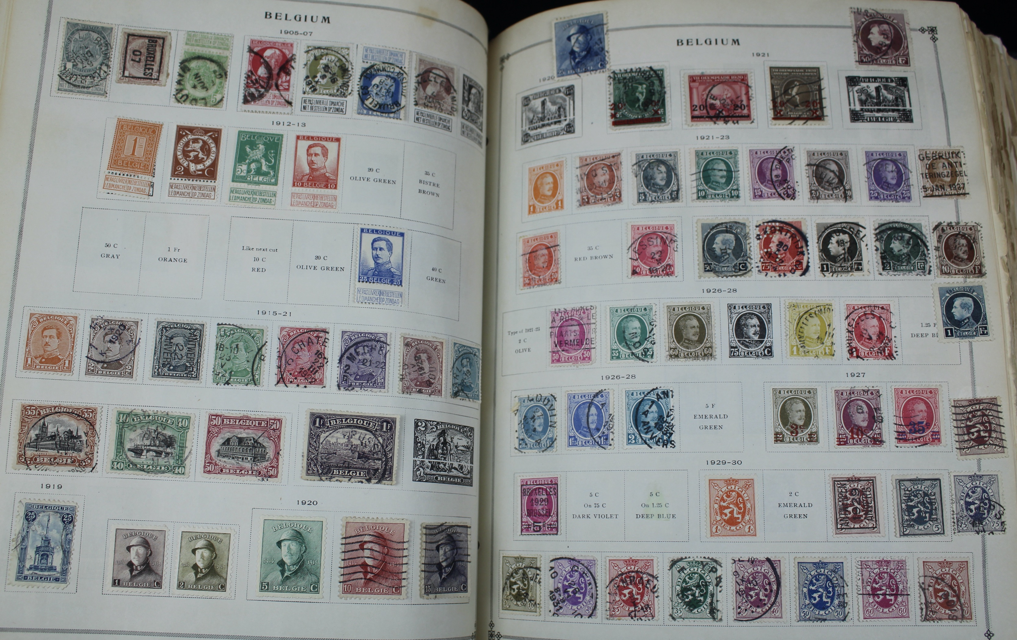Scott's International Postage Stamp Album