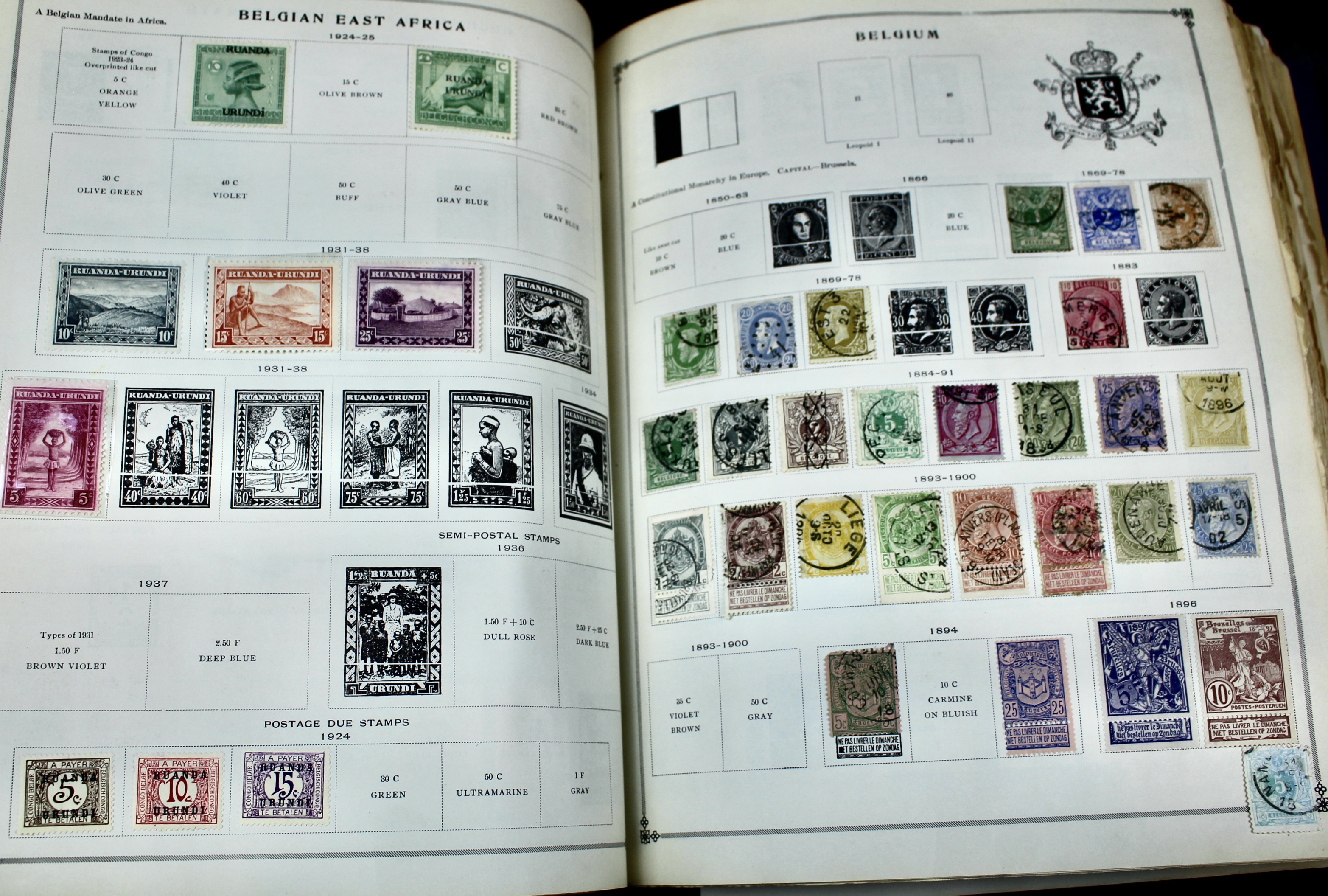 Scott's International Postage Stamp Album
