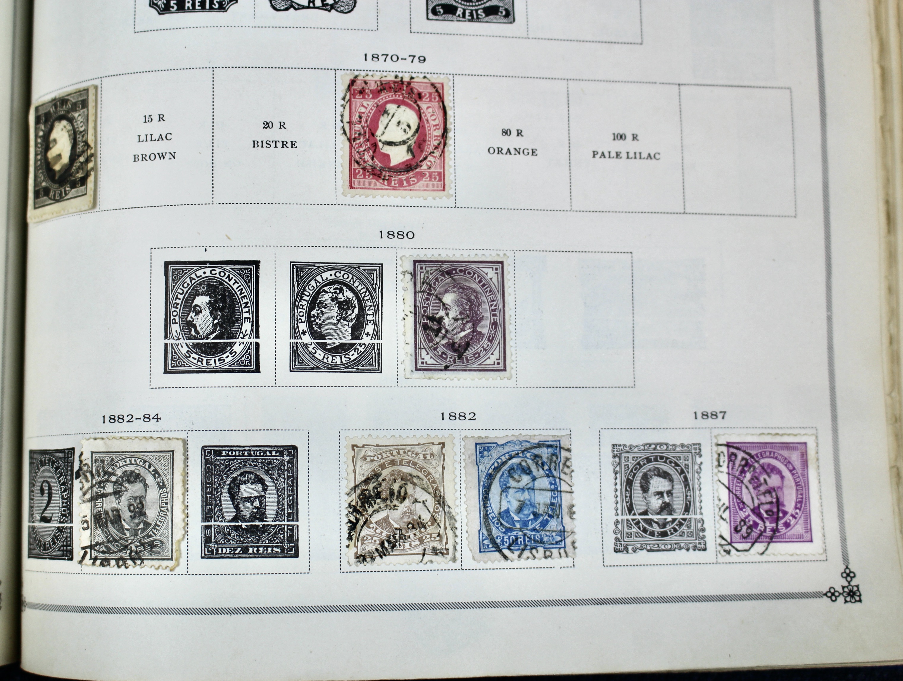 Scott's International Postage Stamp Album