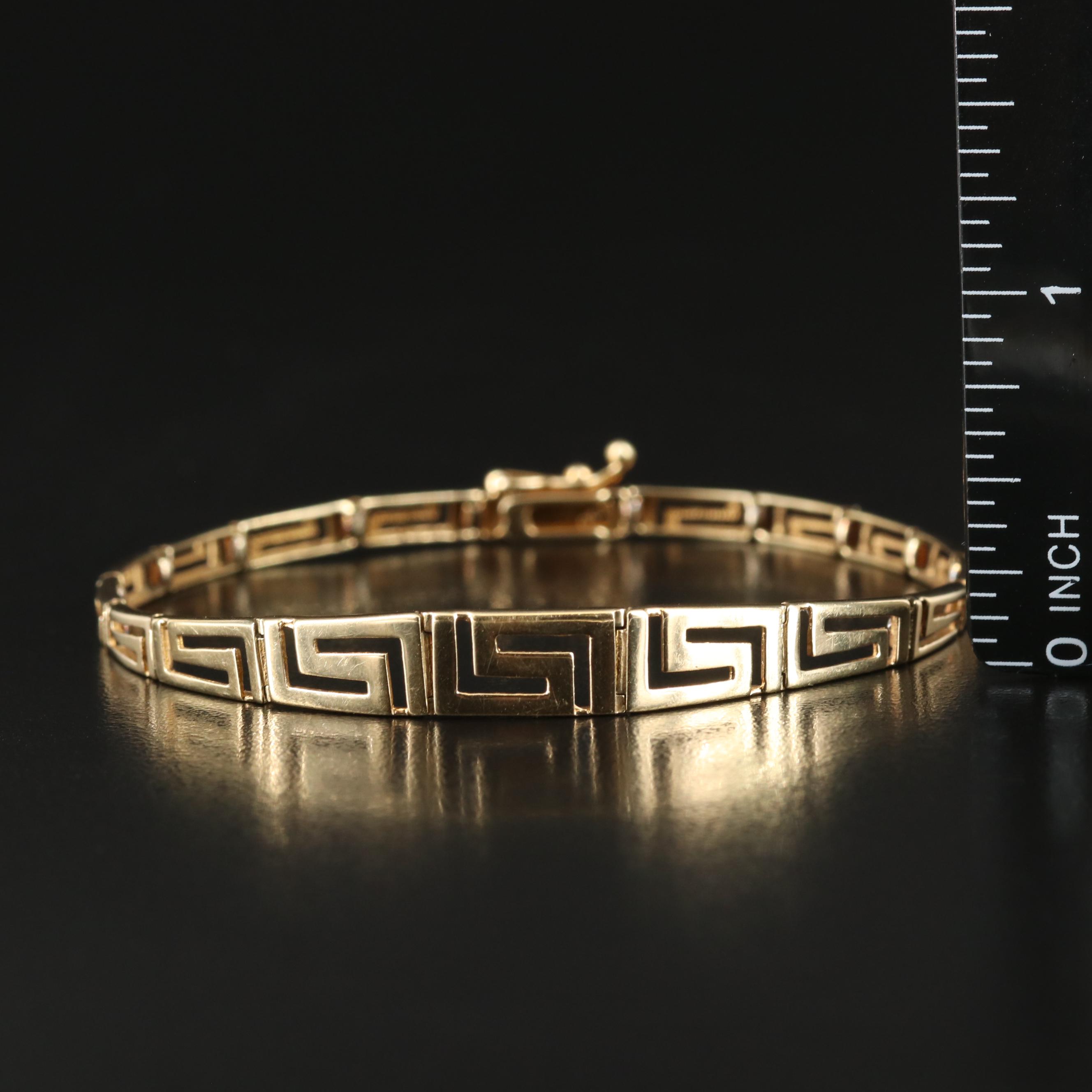 14K Graduated Greek Key Bracelet