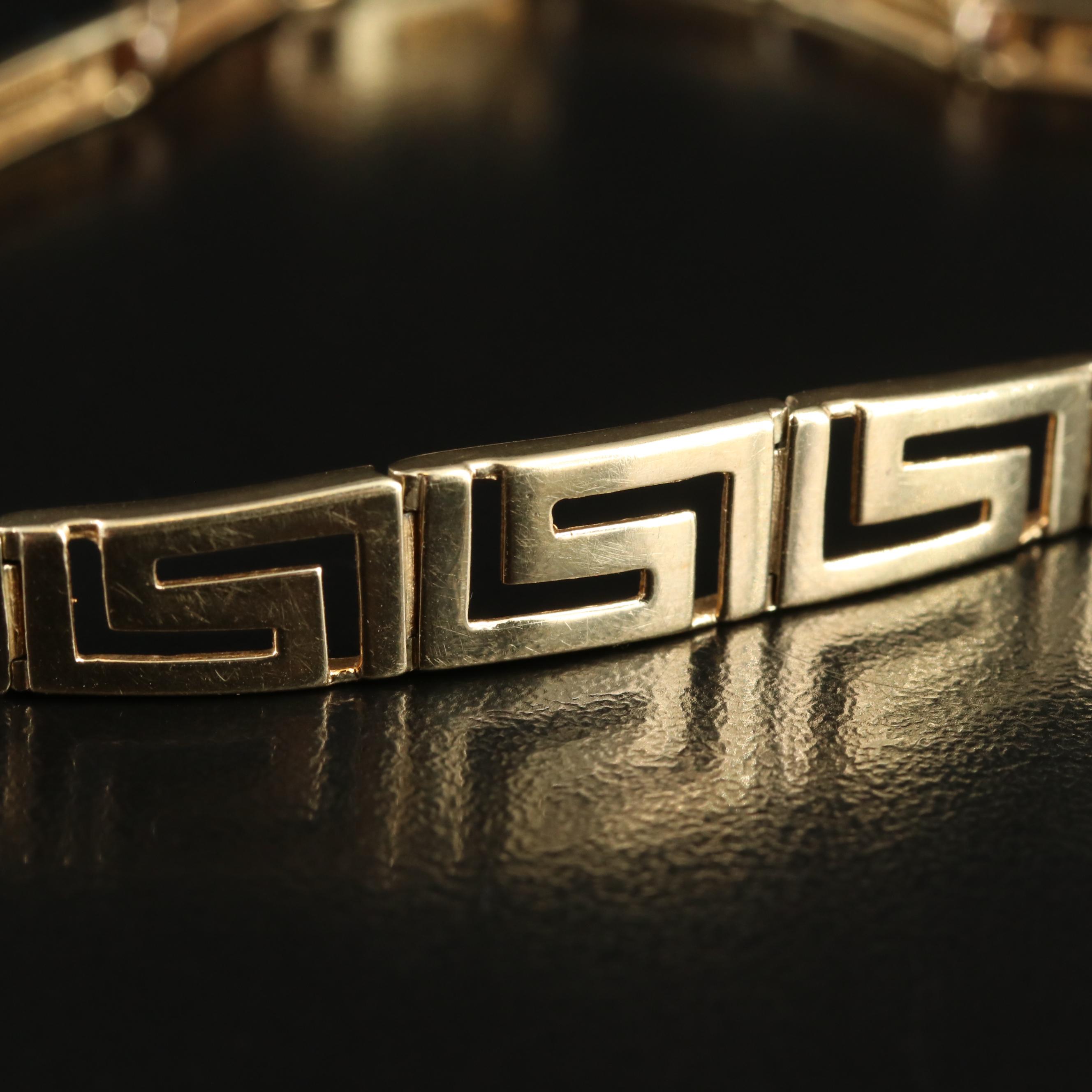 14K Graduated Greek Key Bracelet