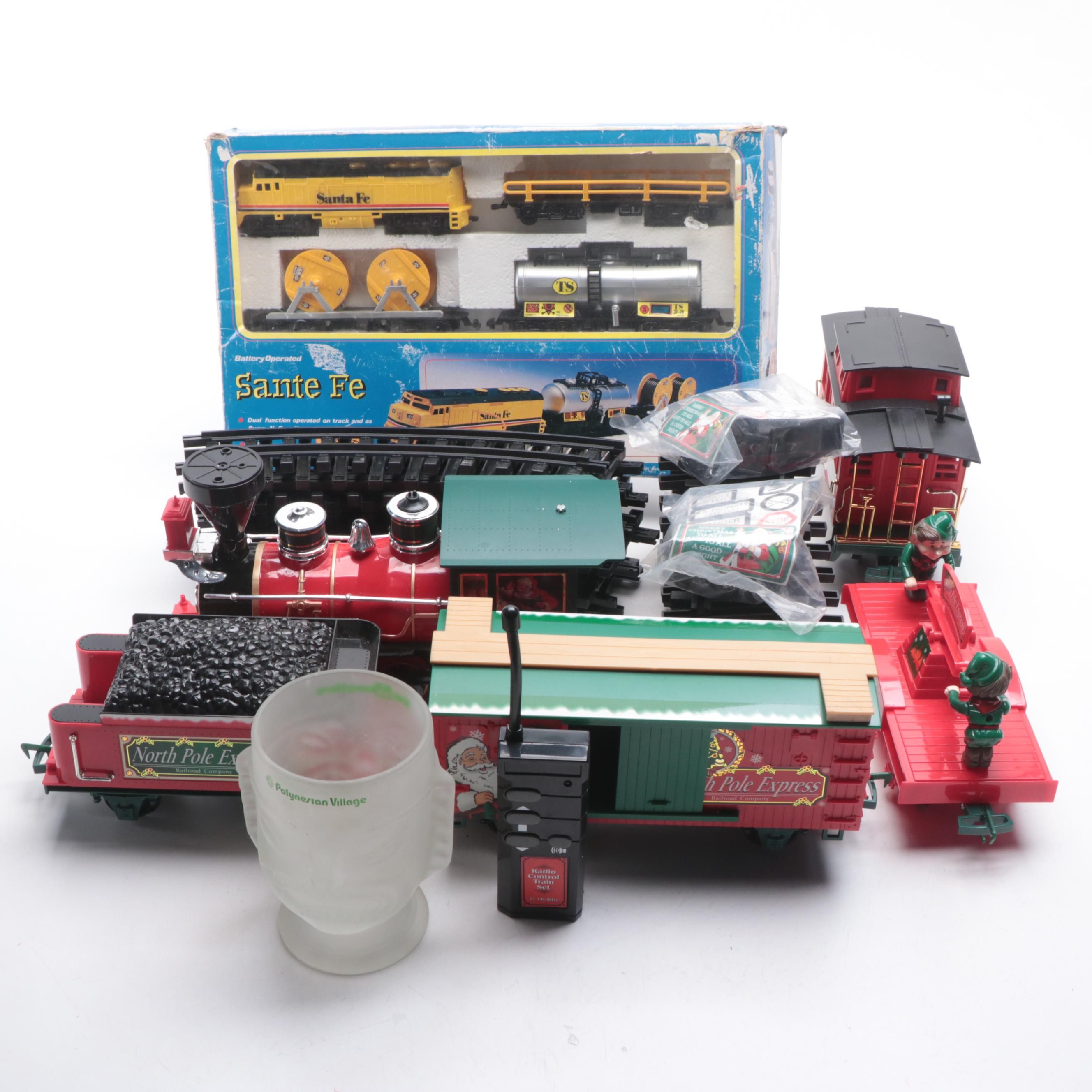 Toy State "Sante Fe" with Other Christmas Train Set