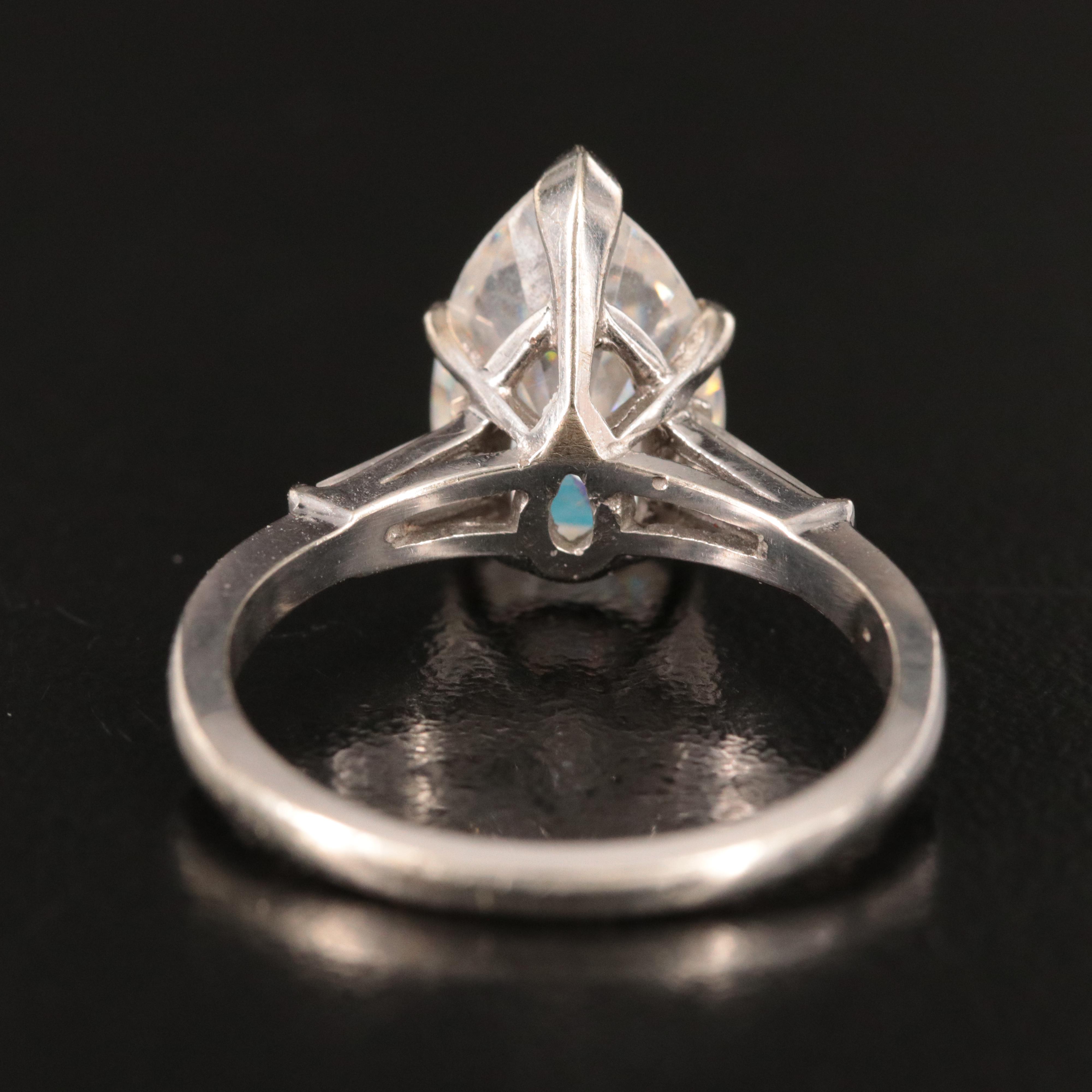 14K Strontium Titanate and White Spinel Ring