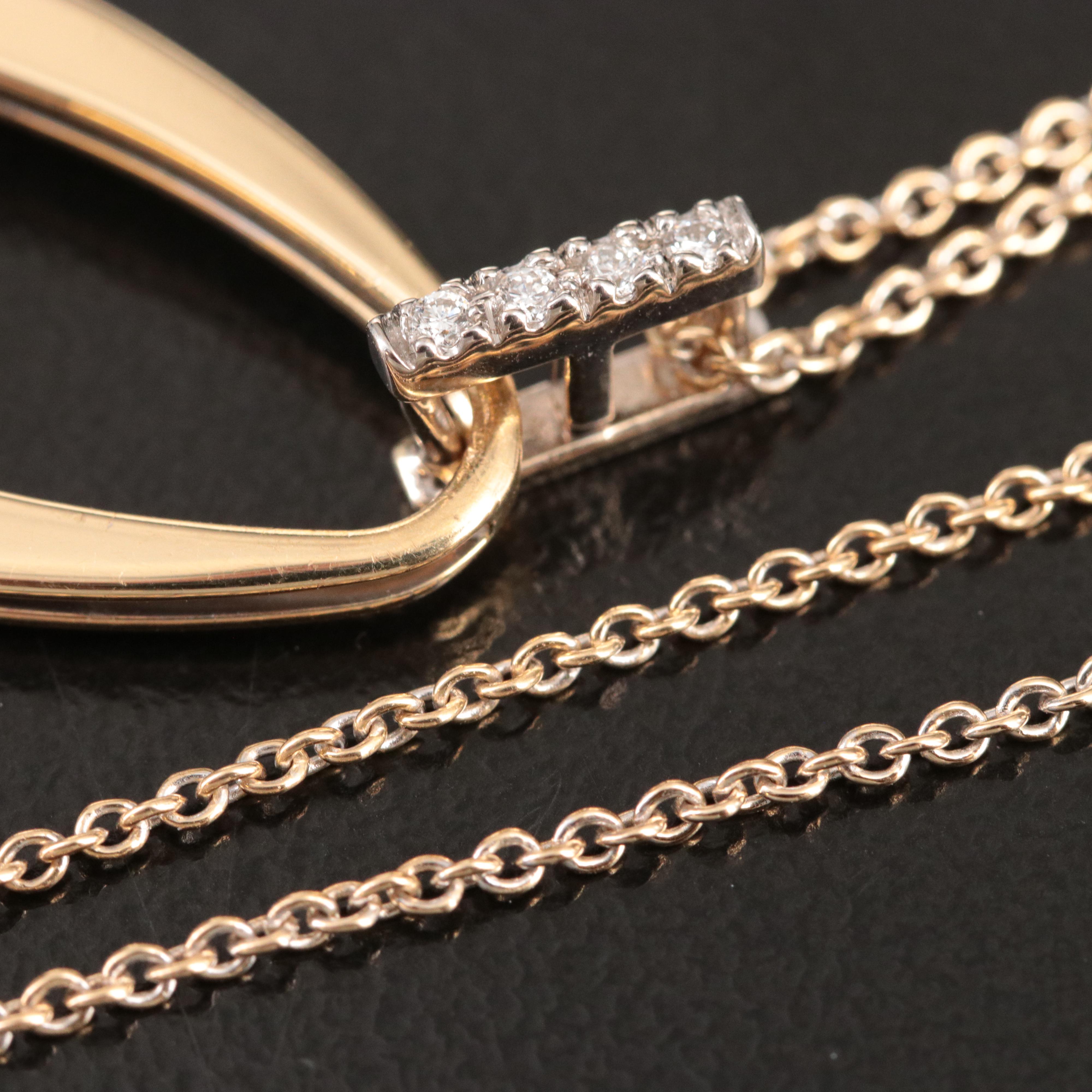 Roberto Coin Chic and Shine 18K Pendant Necklace with a Diamond Bale