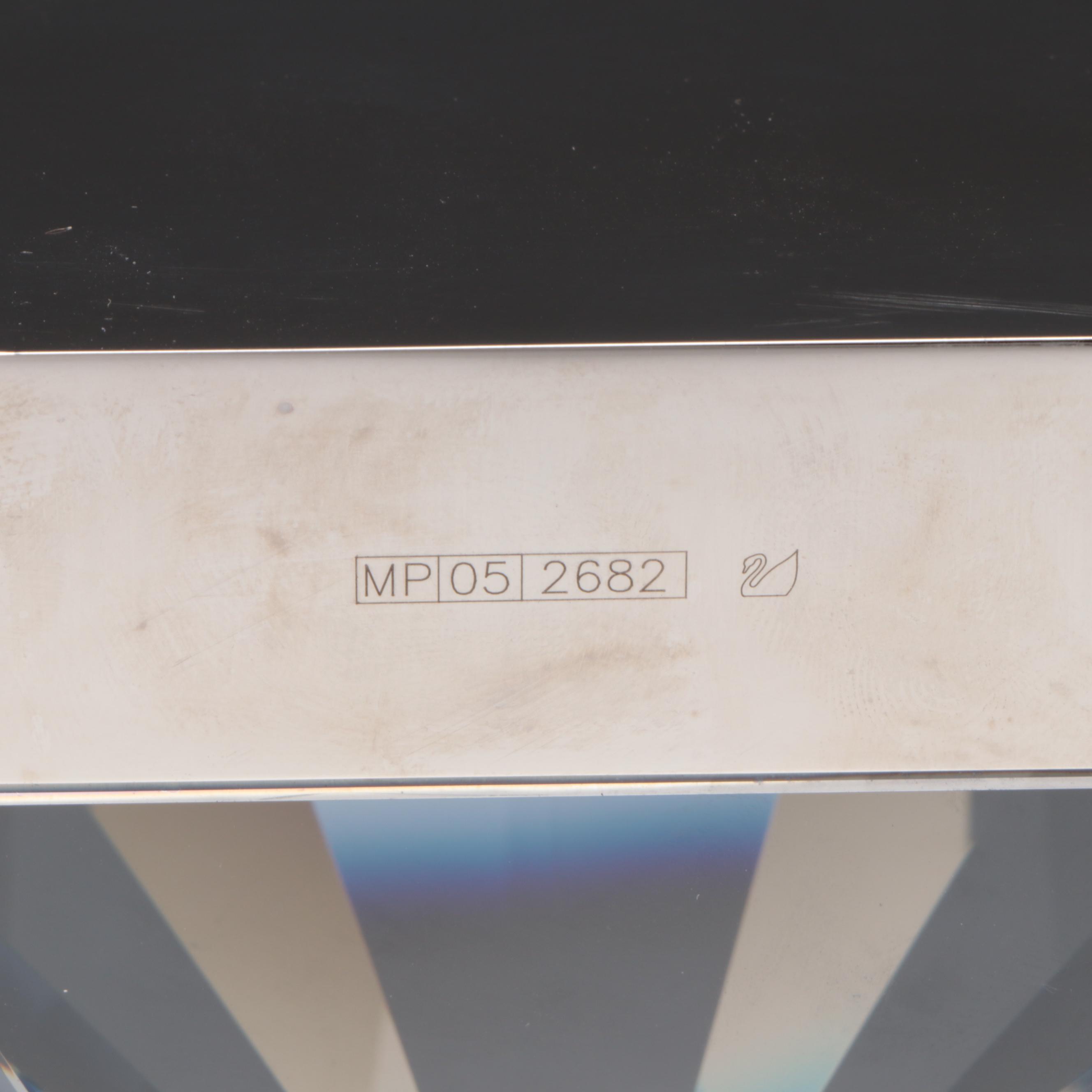 Swarovski Crystal "Scallop Clam Shell" with Art Glass Heart Paperweights