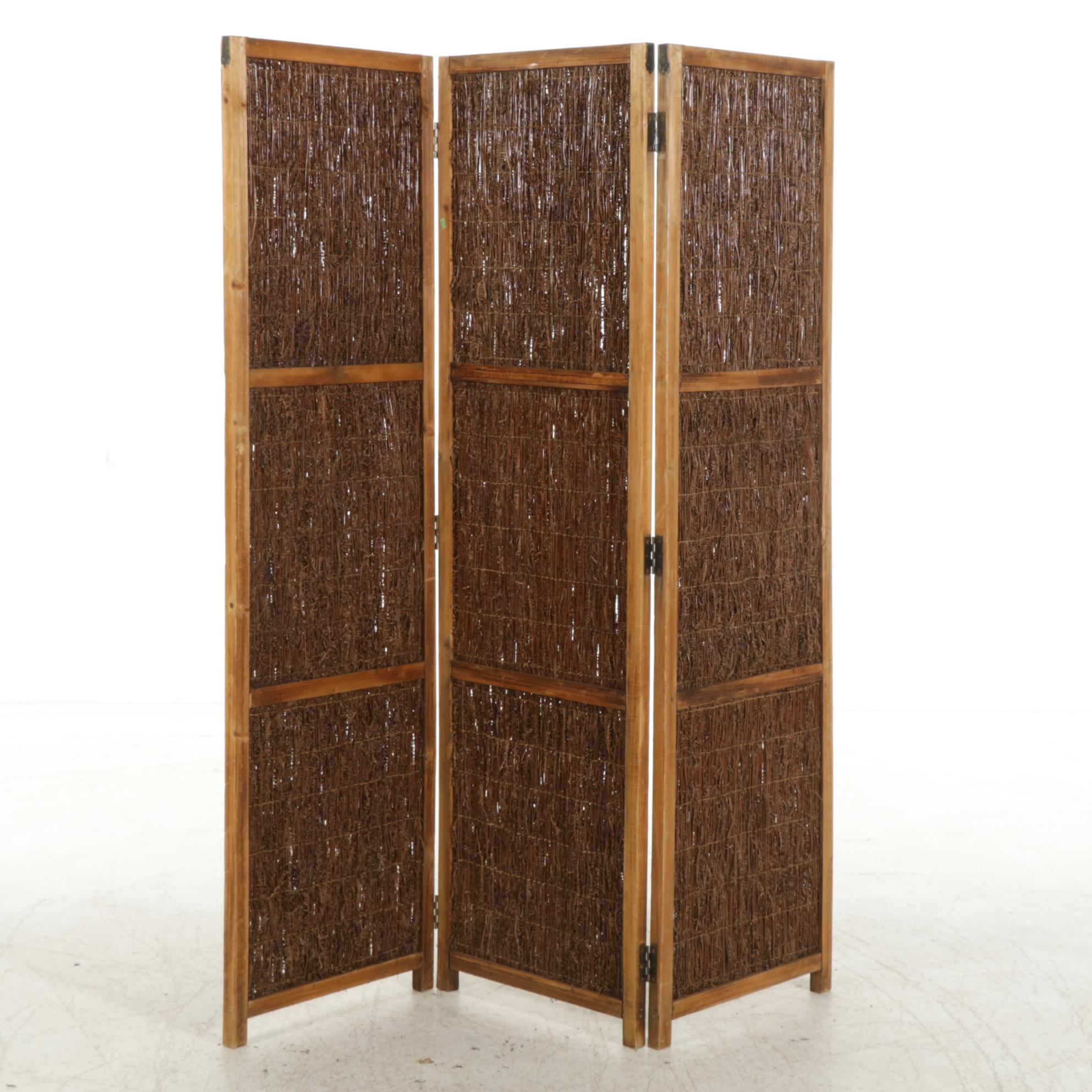 Hand-Crafted Rustic Three Panel Room Screen with Dried Fern Panels