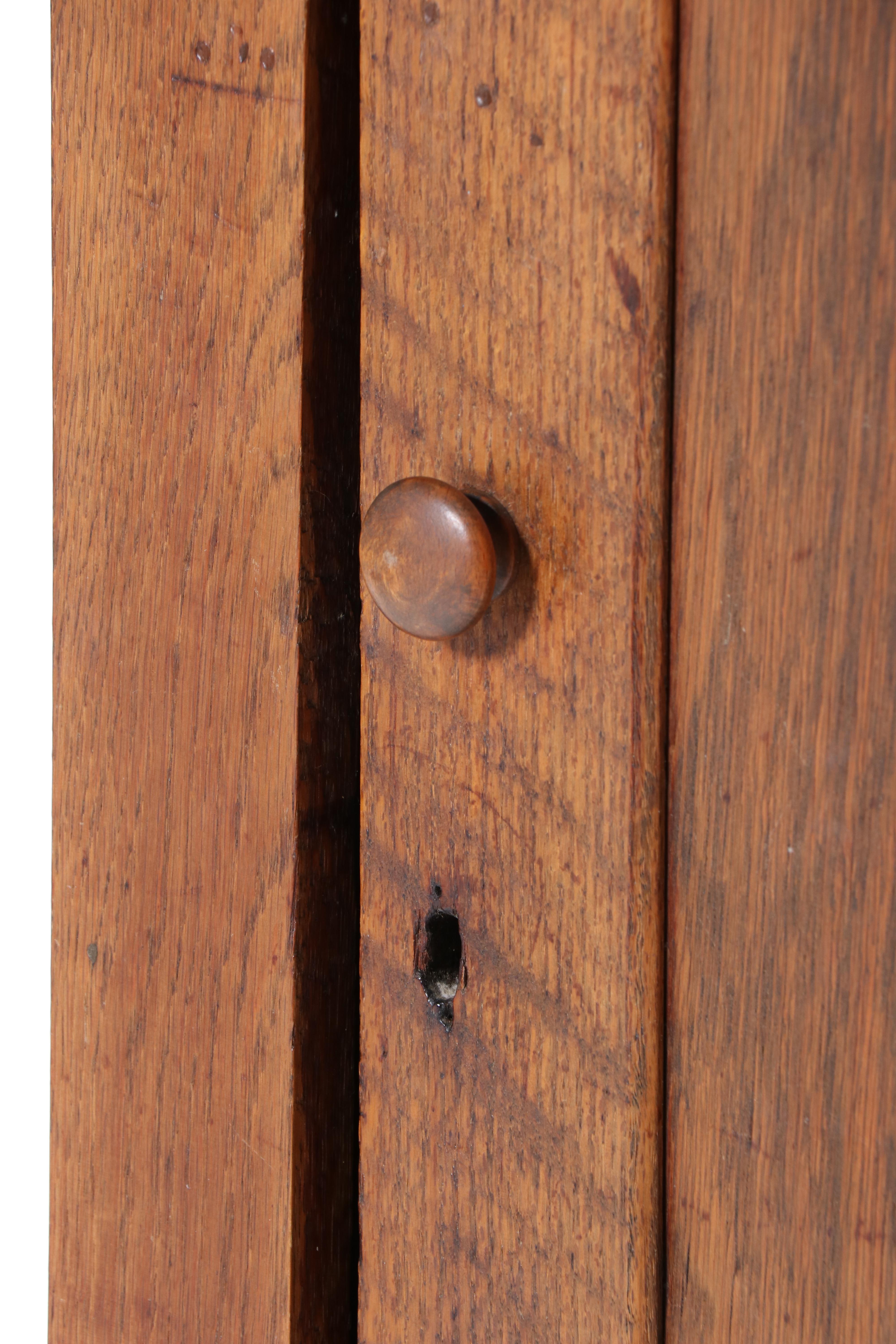 American Quartersawn Oak and Poplar Wardrobe, Early 20th Century