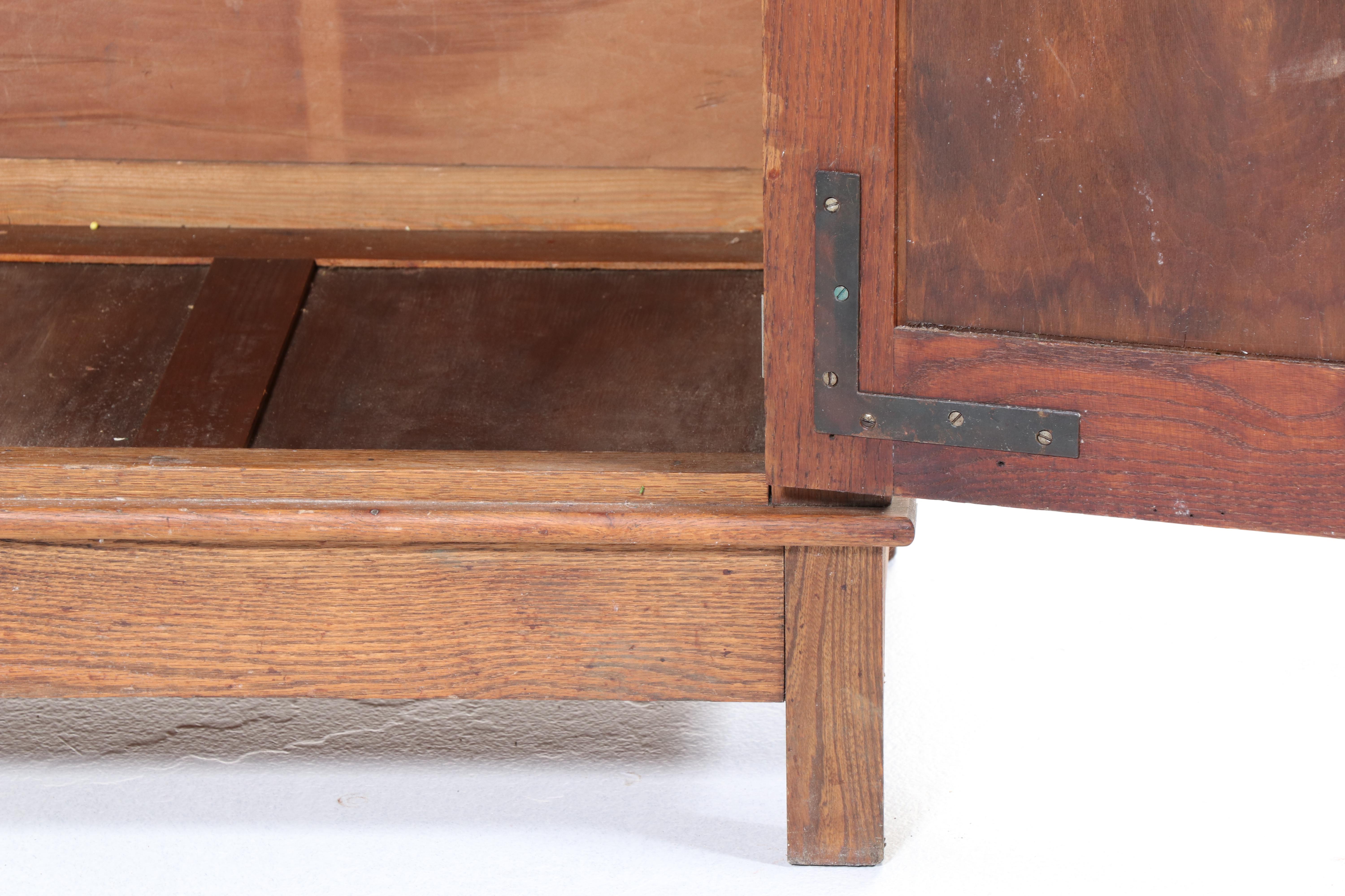 American Quartersawn Oak and Poplar Wardrobe, Early 20th Century