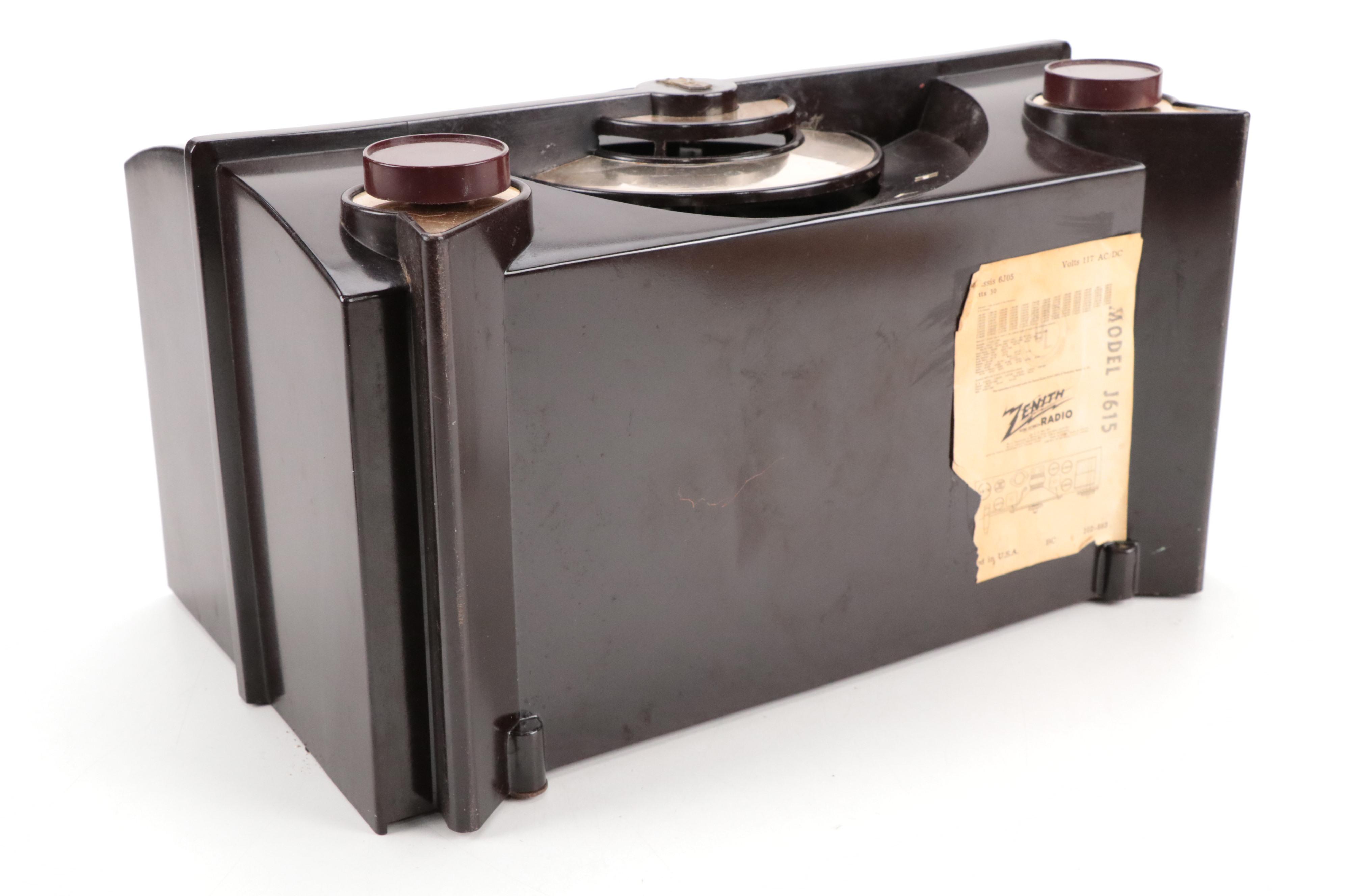 Zenith Model J615 Broadcast Receiver Radio, Mid-20th Century