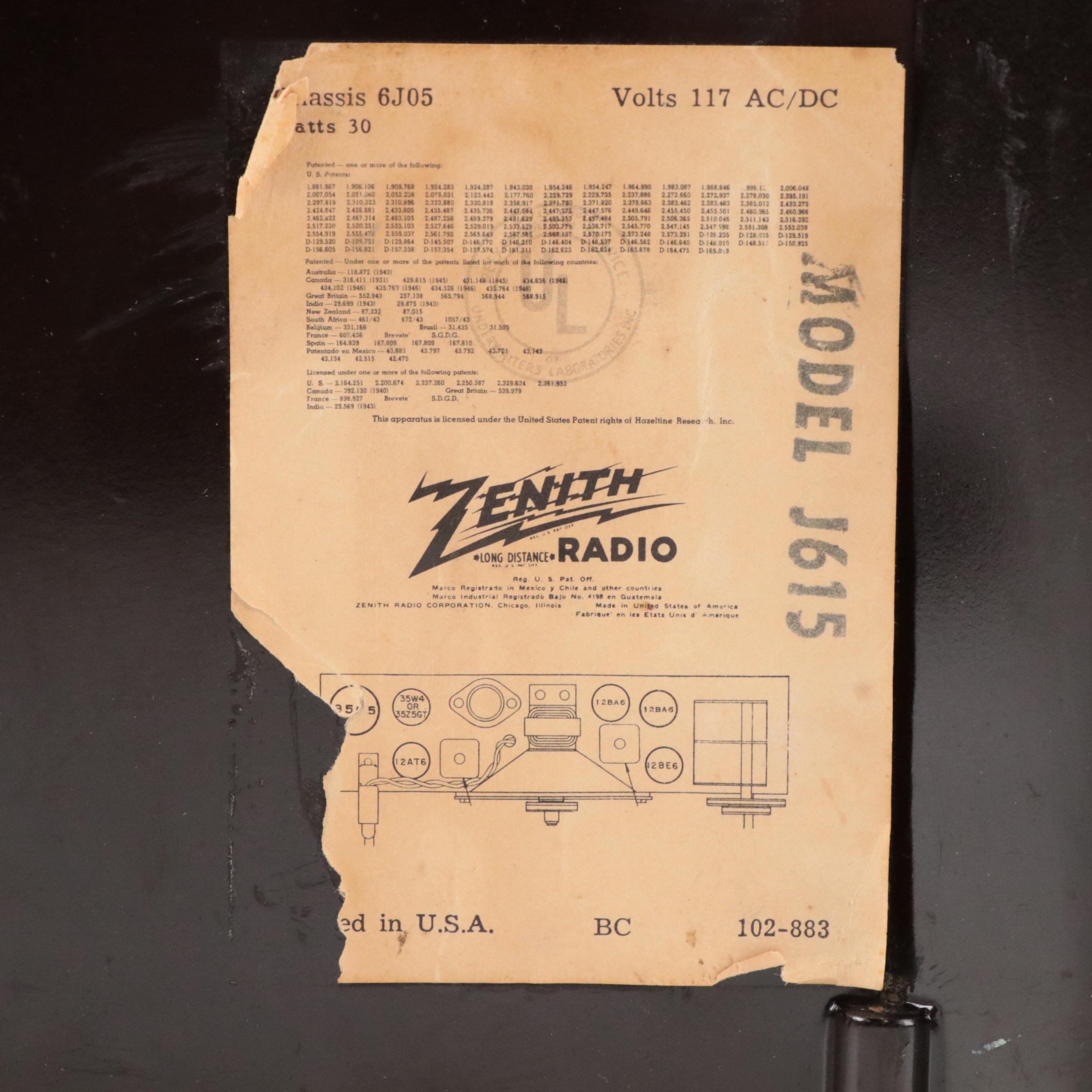 Zenith Model J615 Broadcast Receiver Radio, Mid-20th Century