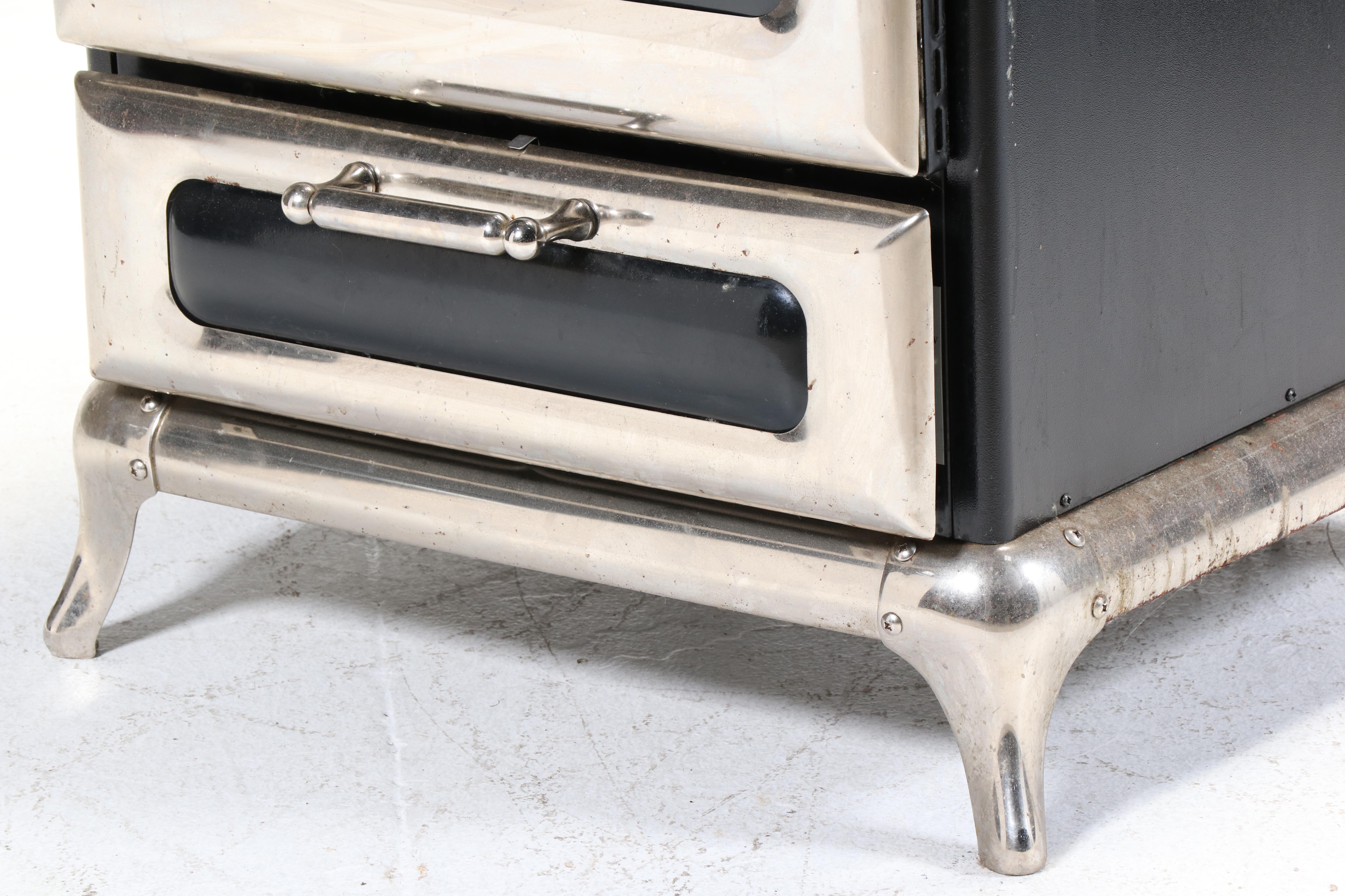 Heartland Model 8210 30" Electric Range