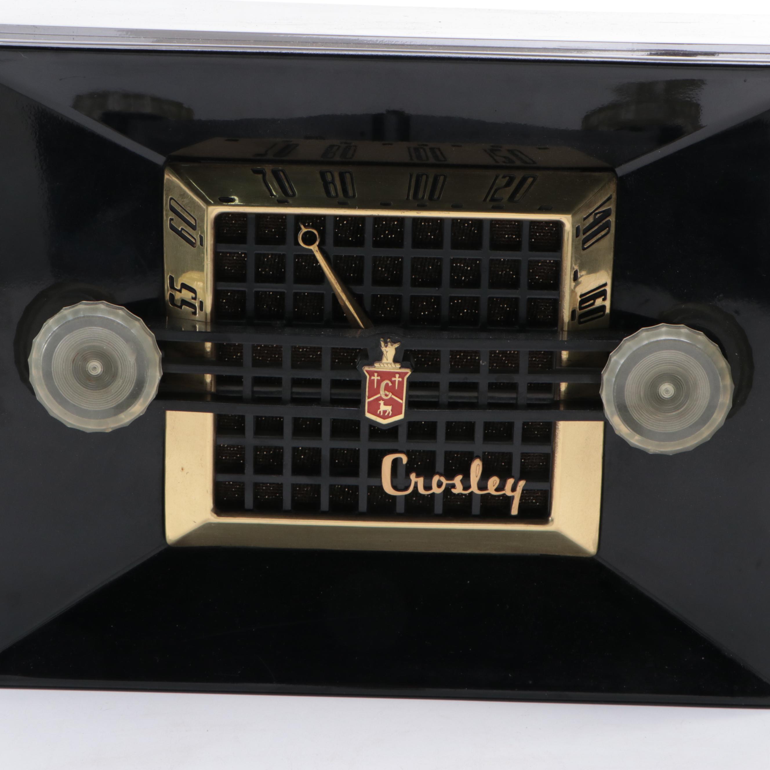 Crosley Model 11-106 Bakelite Broadcast Receiver Radio, Mid-20th Century
