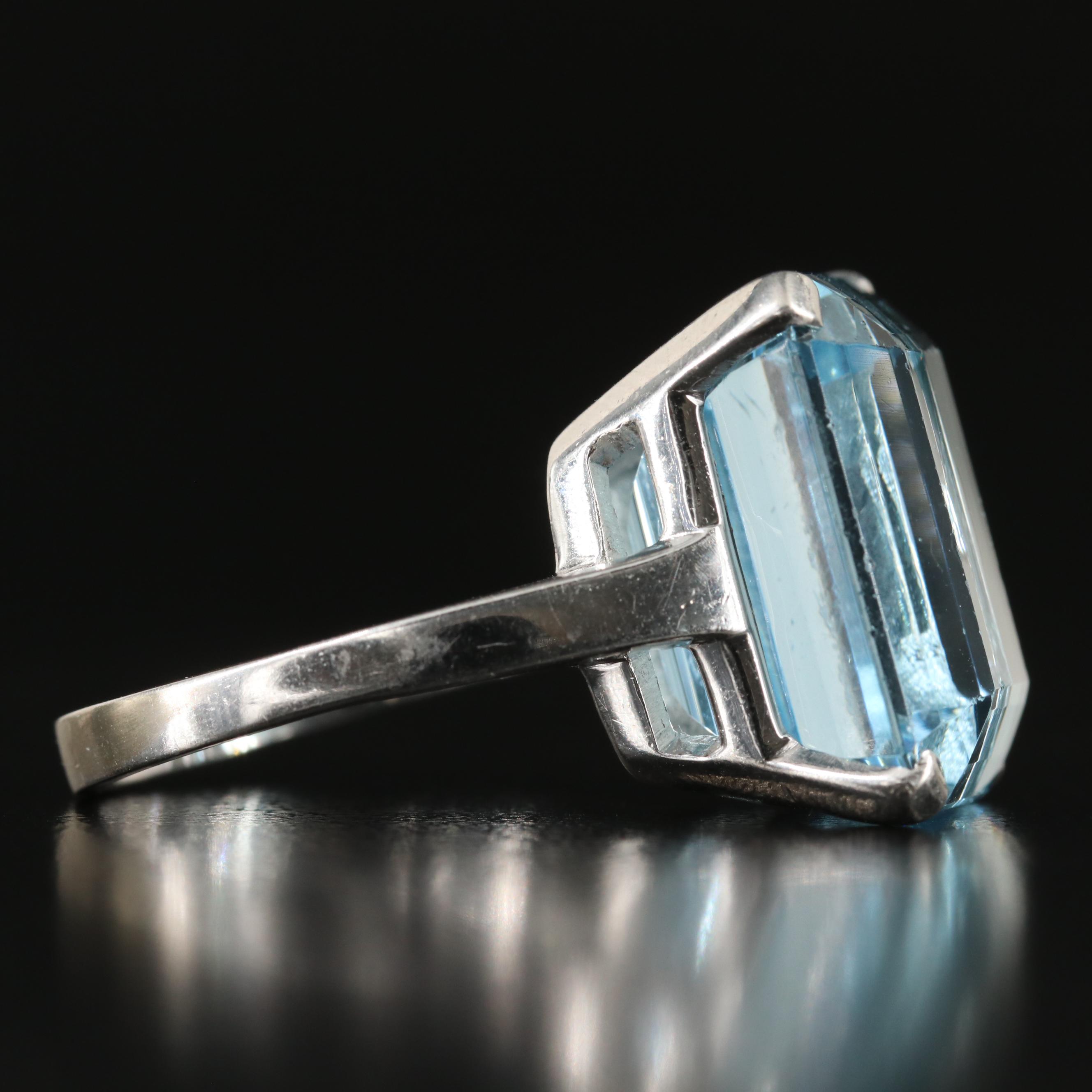 Platinum 28.40 CT Aquamarine Solitaire Ring