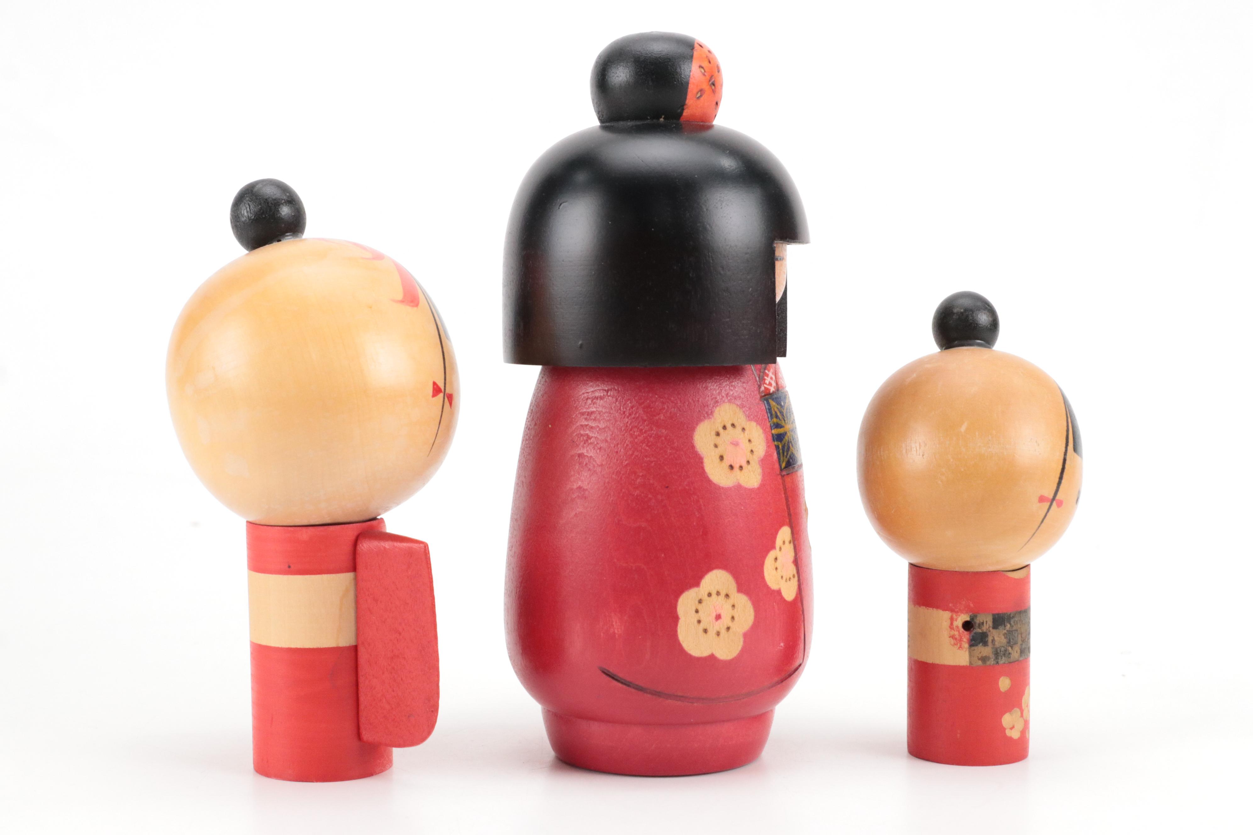 Japanese Hand-Crafted Kokeshi Wooden Peg Dolls