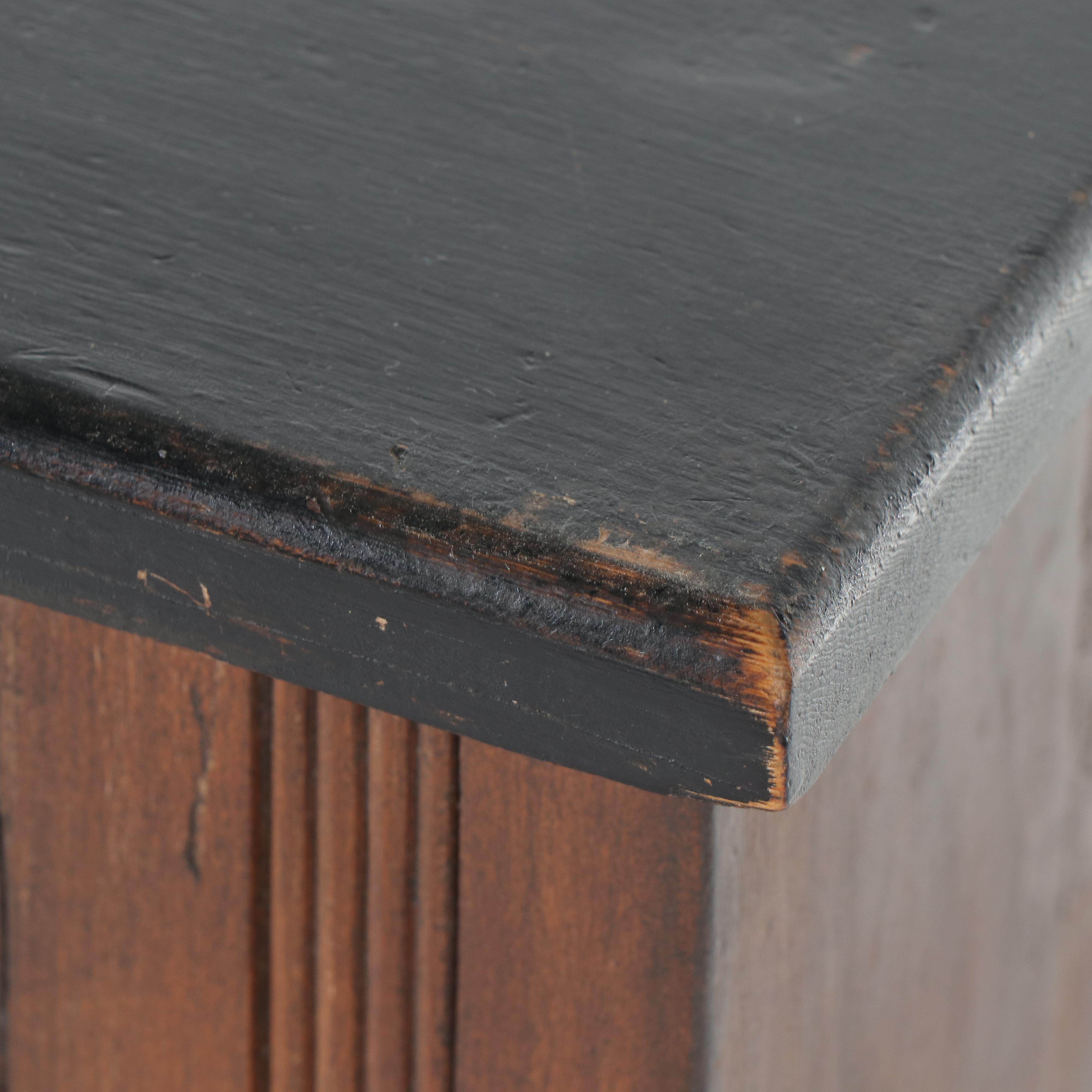 Victorian Poplar and Parcel-Ebonized Three-Drawer Chest, Late 19th Century