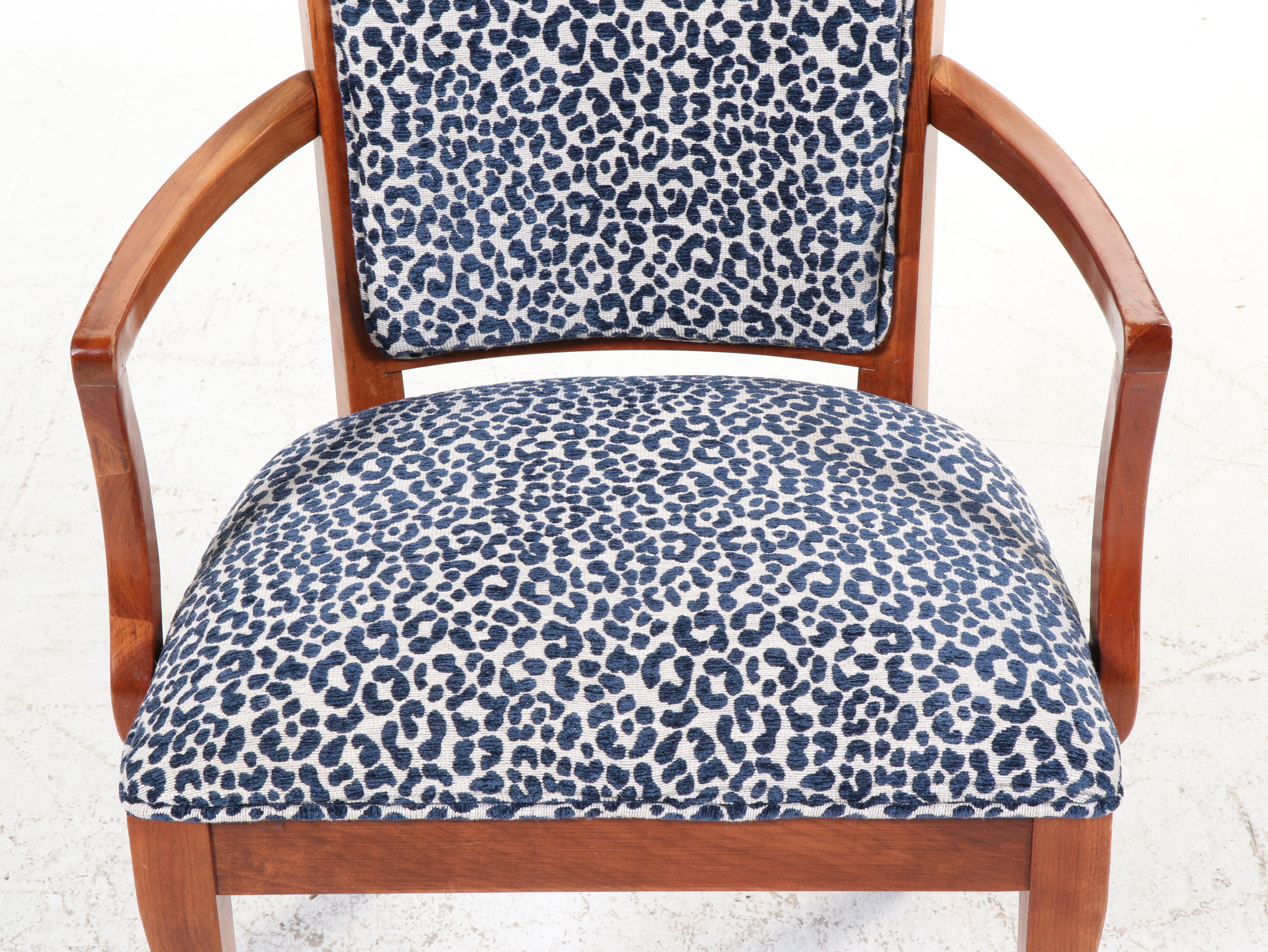 Nine-Piece Ethan Allen "Medallion" Neoclassical Style Cherrywood Dining Set