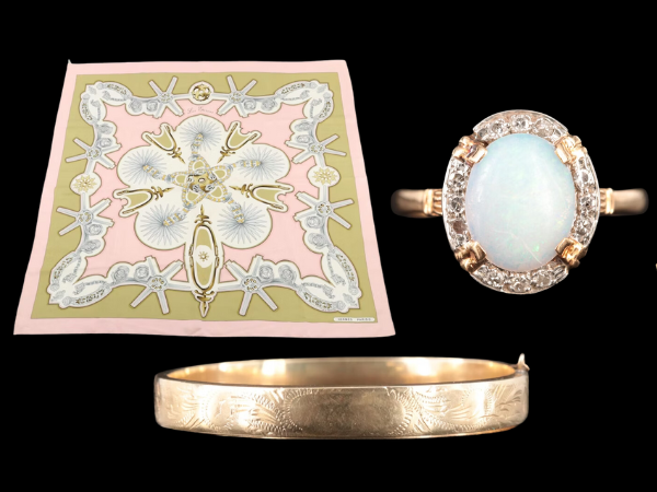 Vintage Fashion & Jewelry