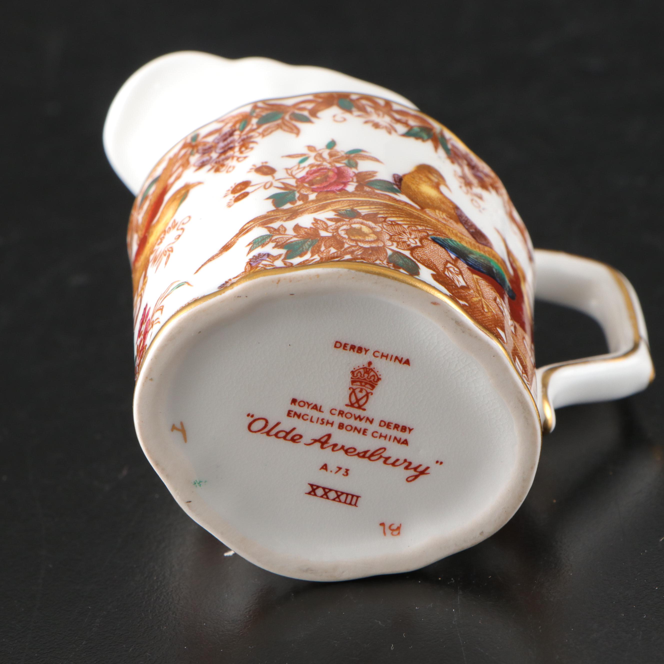 Royal Crown Derby "Olde Avesbury" Tableware and "Traditional Imari" Flatware