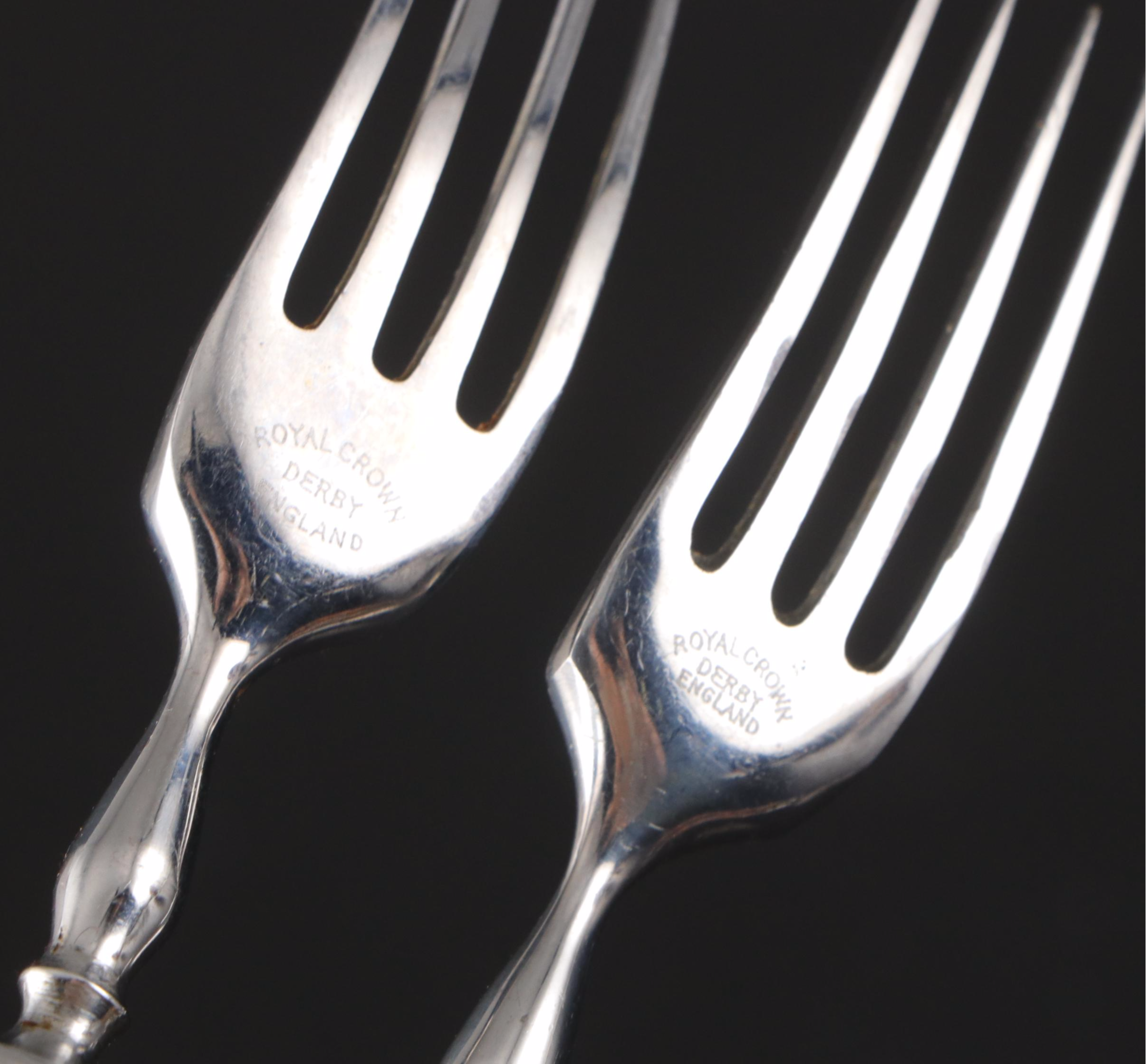 Royal Crown Derby "Olde Avesbury" Tableware and "Traditional Imari" Flatware