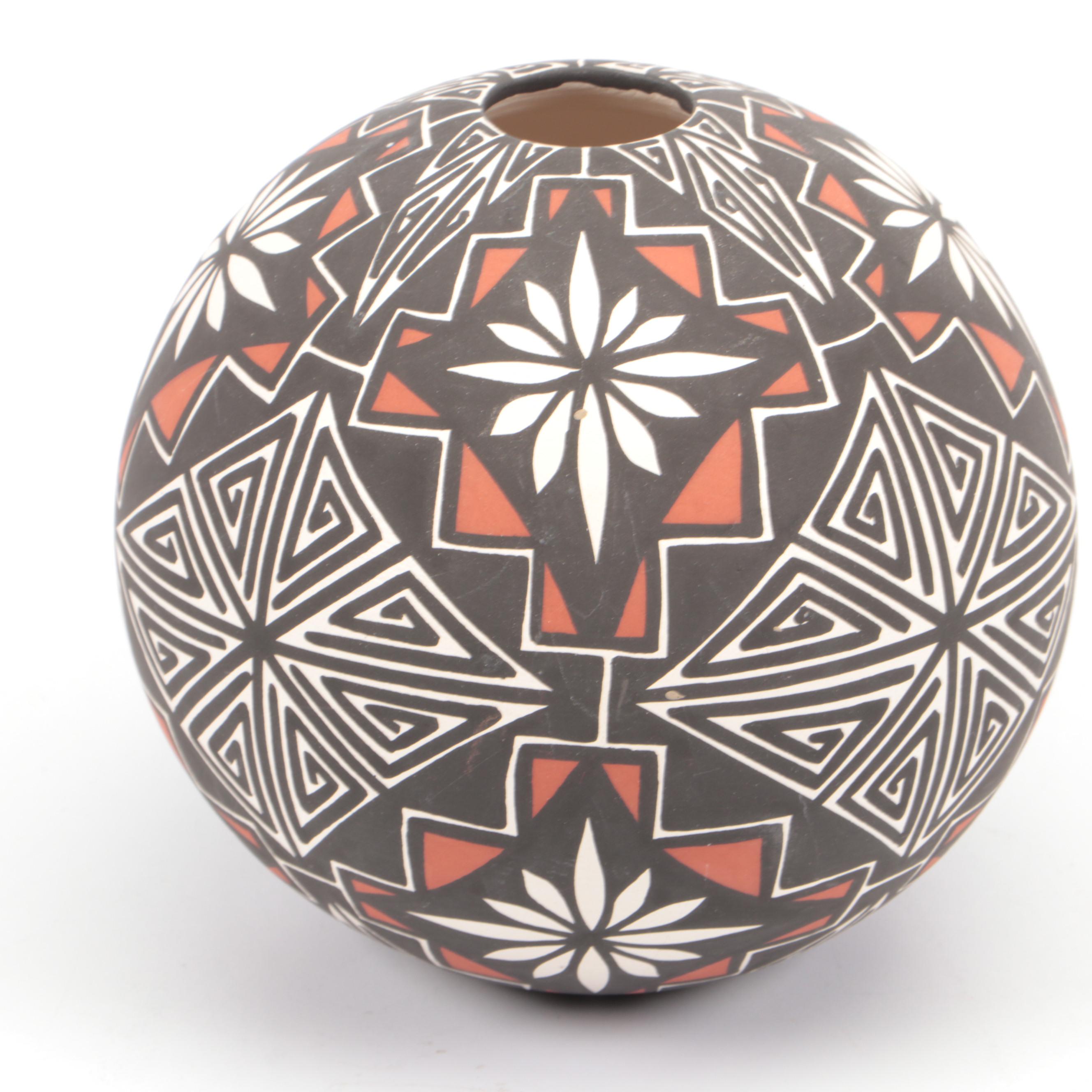 Gerald Pinto Navajo Dine Sgraffito Olla & Polychrome Acoma Earthenware Ball Pot