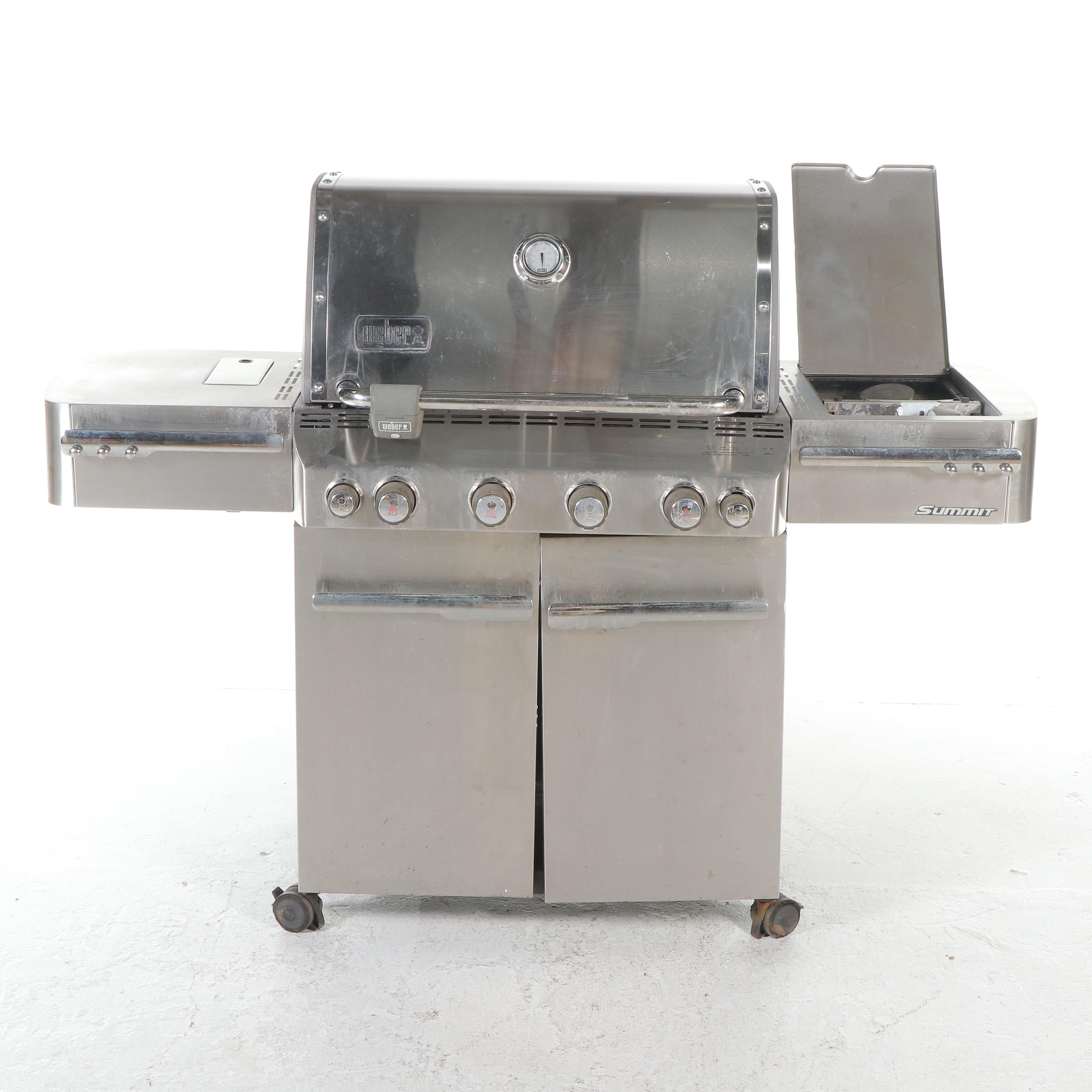 Weber Summit Gas Grill on Casters