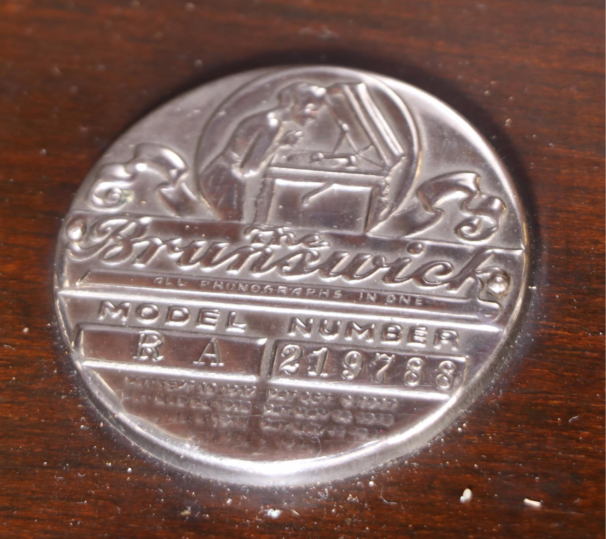 Brunswick Model R-A Turntable in William & Mary Style Mahogany Cabinet