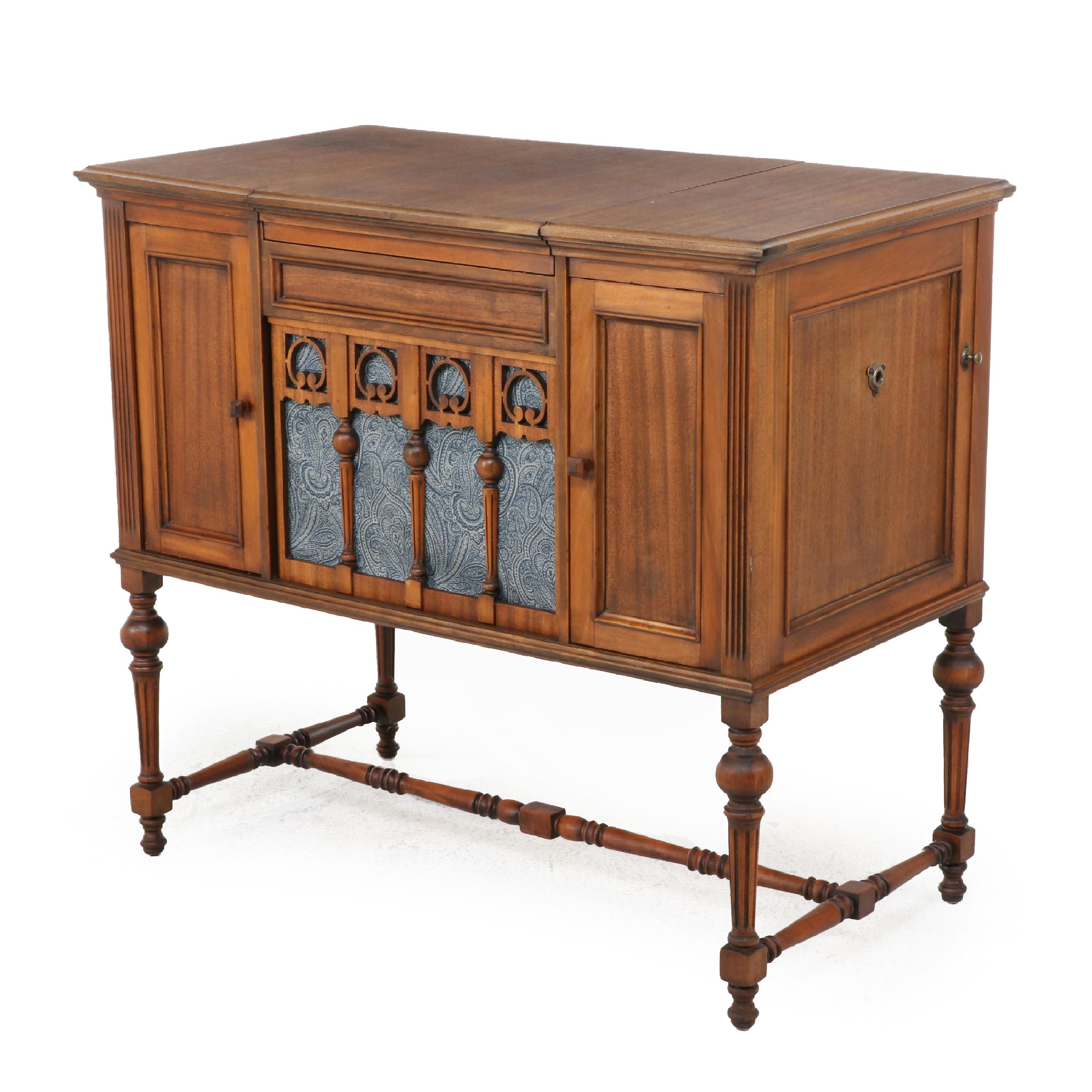 Brunswick Model R-A Turntable in William & Mary Style Mahogany Cabinet