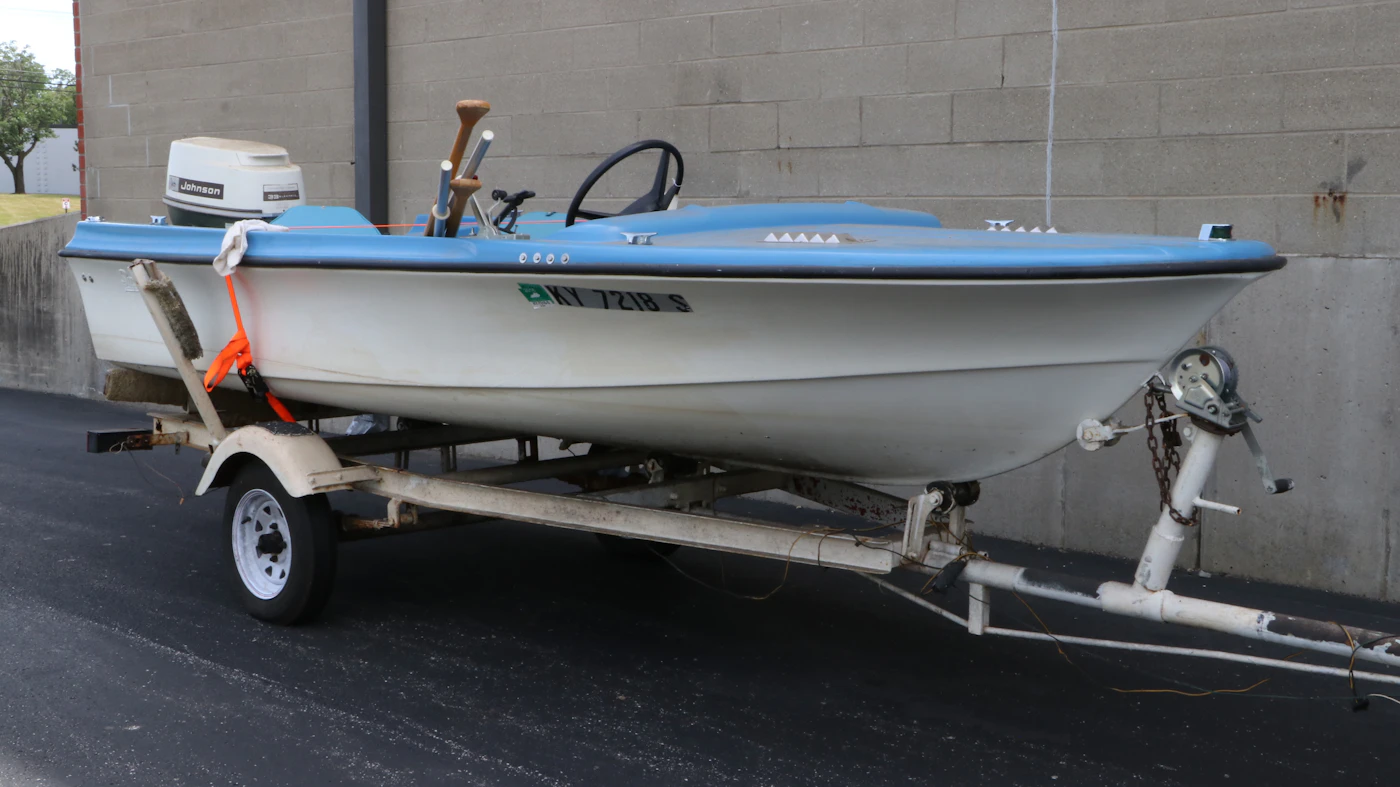 1962 Rinker Runabout Boat Project | Everything But The House
