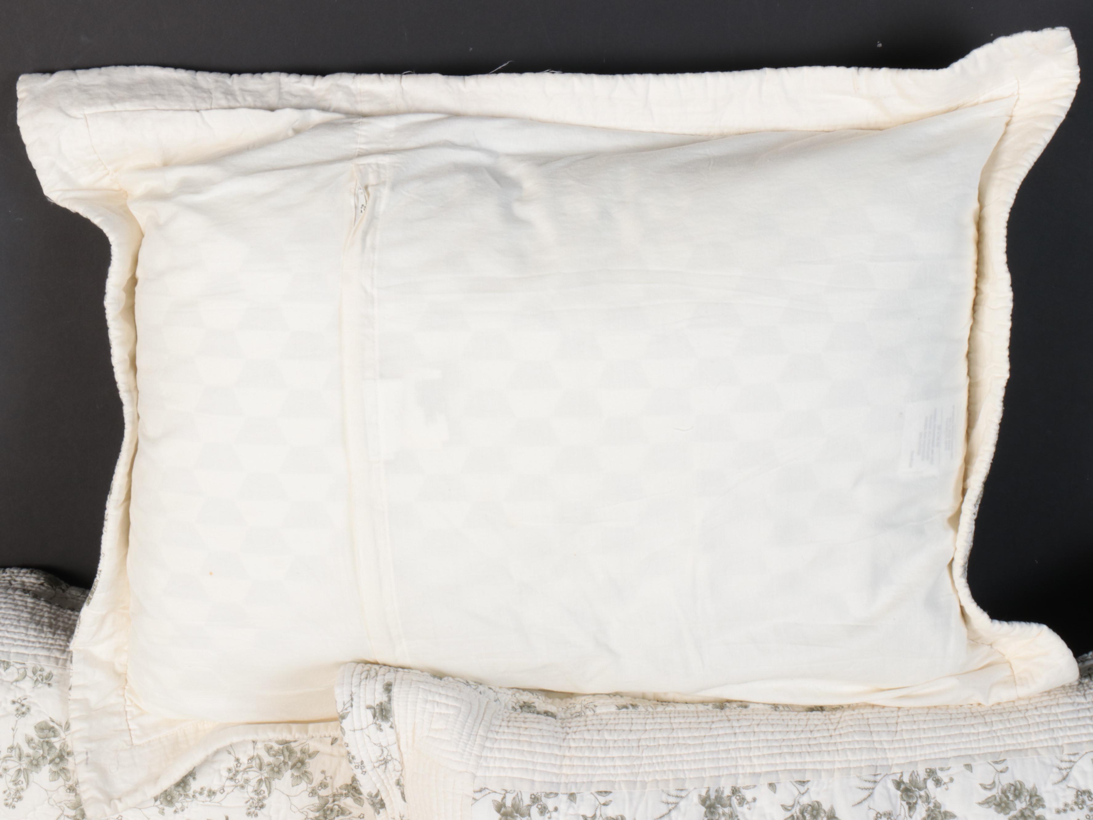 Royal Velvet by Fieldcrest Bedspreads and Pillows