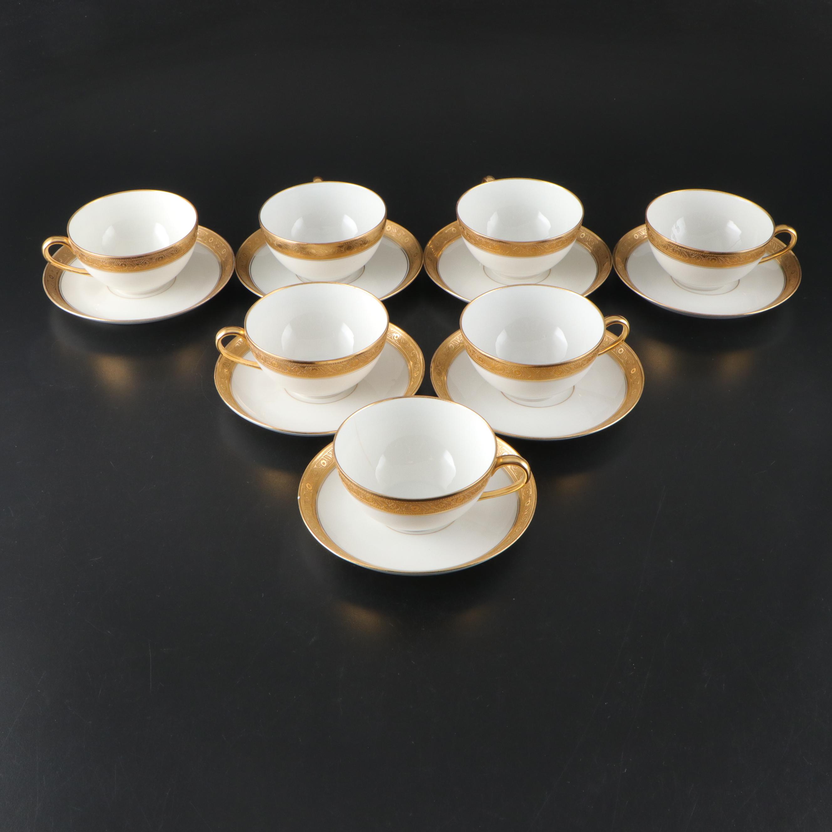 Theodore Haviland Plates with Other Porcelain Dinnerware, Early to Mid-20th C.