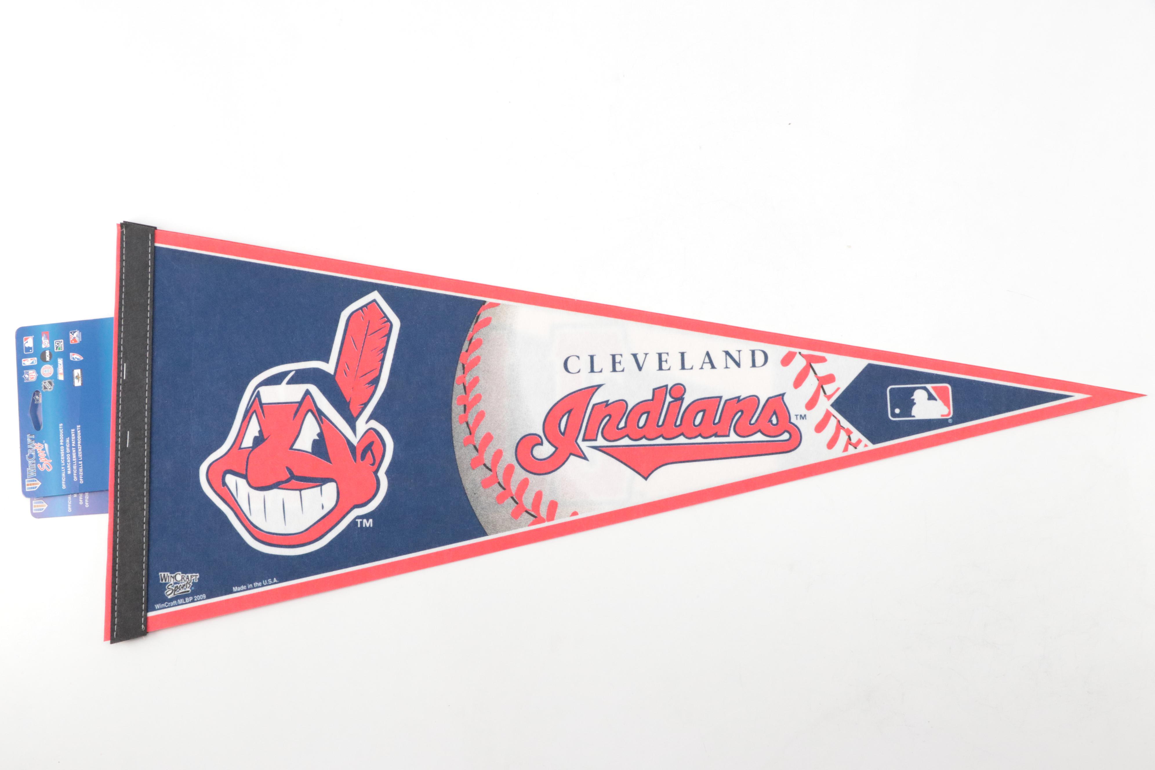 MLB Pennants Featuring Chicago Cubs, Arizona Diamondbacks, and More